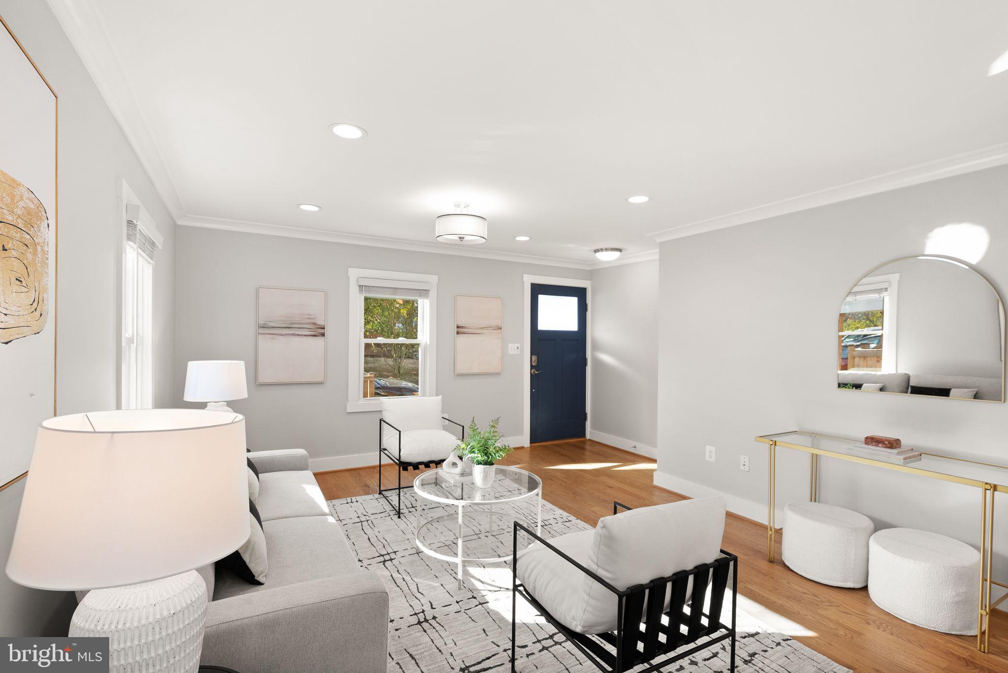 VIRGINIA SQUARE - Residential