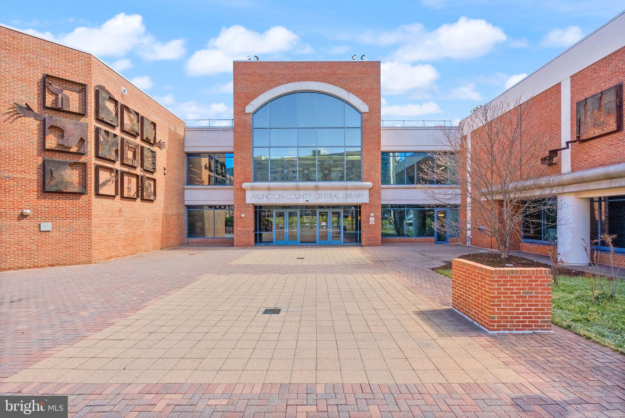 VIRGINIA SQUARE - Residential