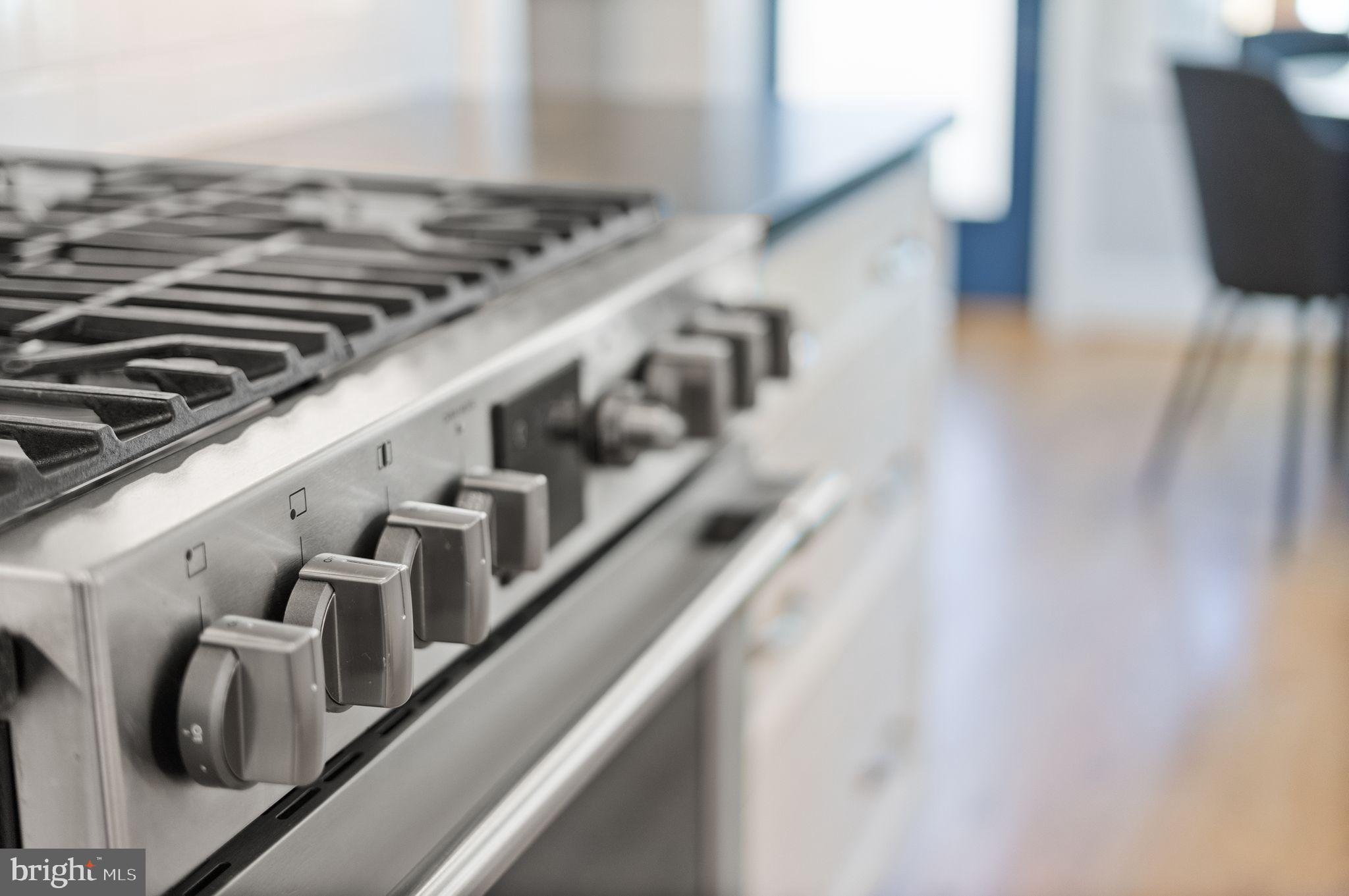 VIRGINIA SQUARE - Residential