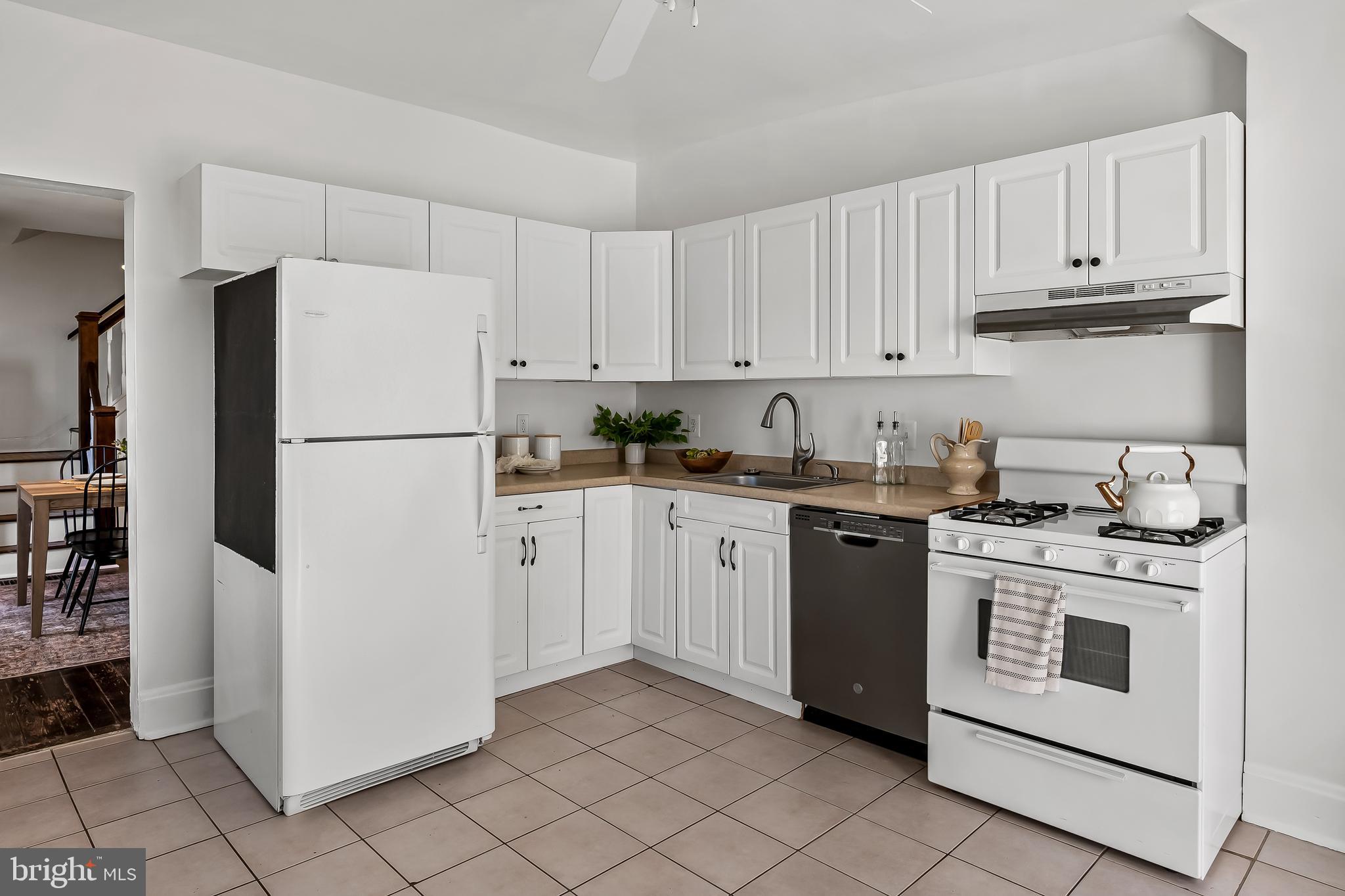 HAMPDEN HISTORIC DISTRICT - Residential