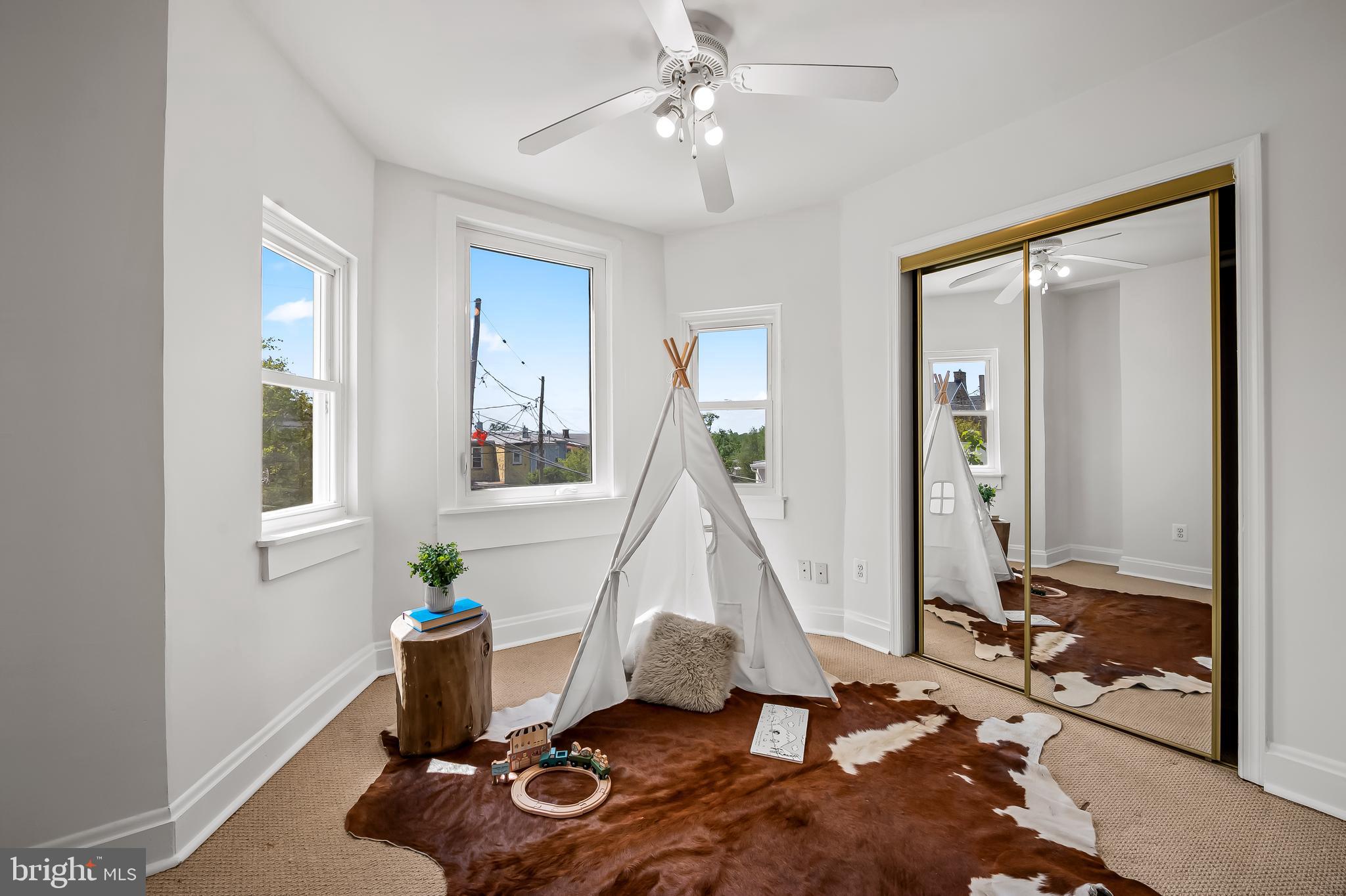 HAMPDEN HISTORIC DISTRICT - Residential