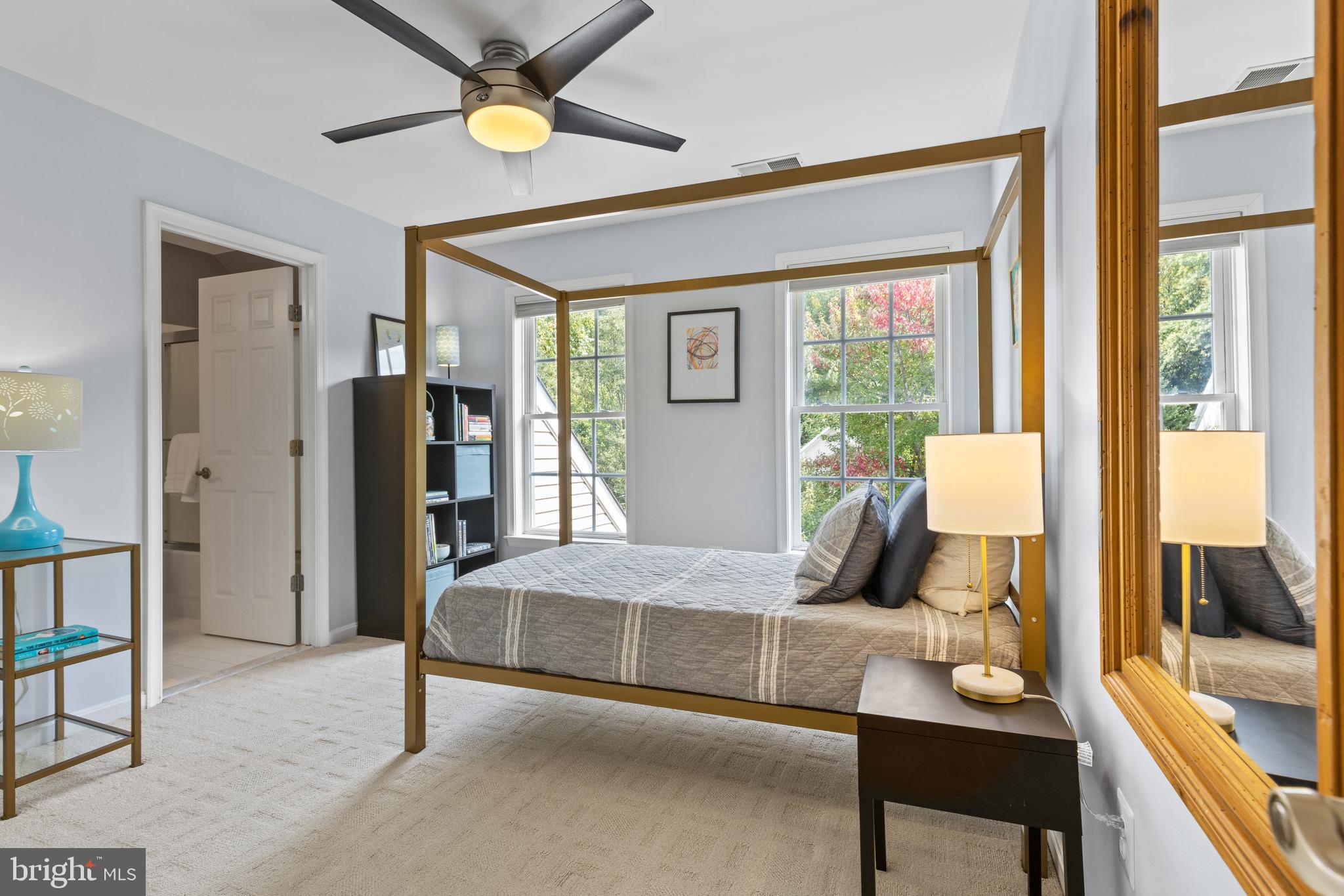 WHITEHALL MANOR - Residential