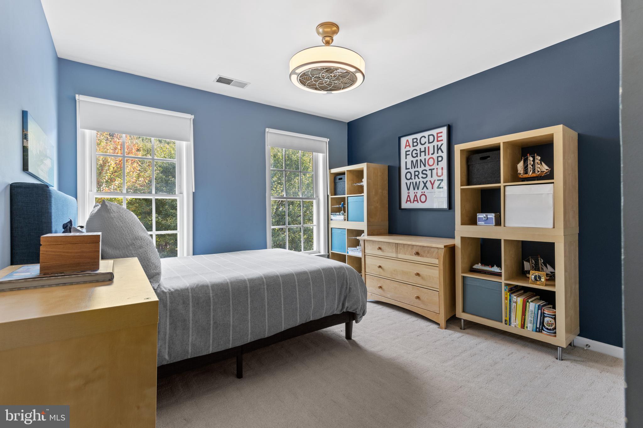 WHITEHALL MANOR - Residential