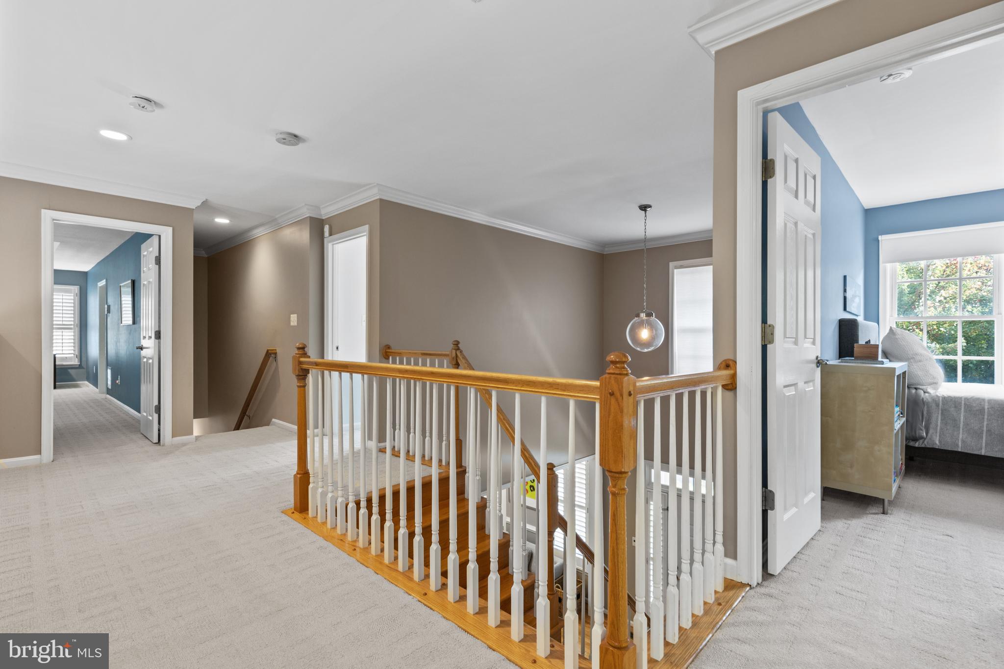 WHITEHALL MANOR - Residential