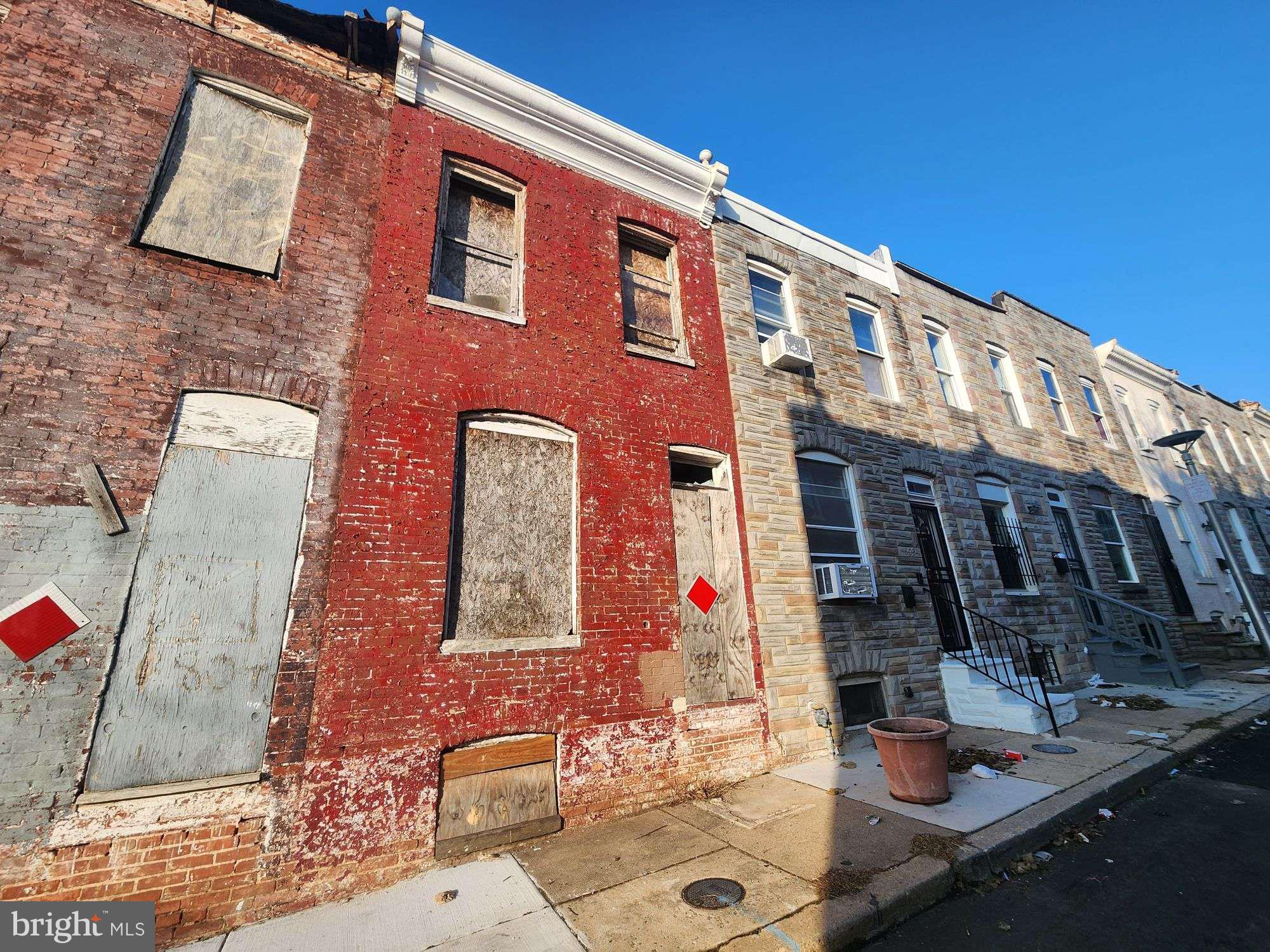 BROADWAY EAST - Residential