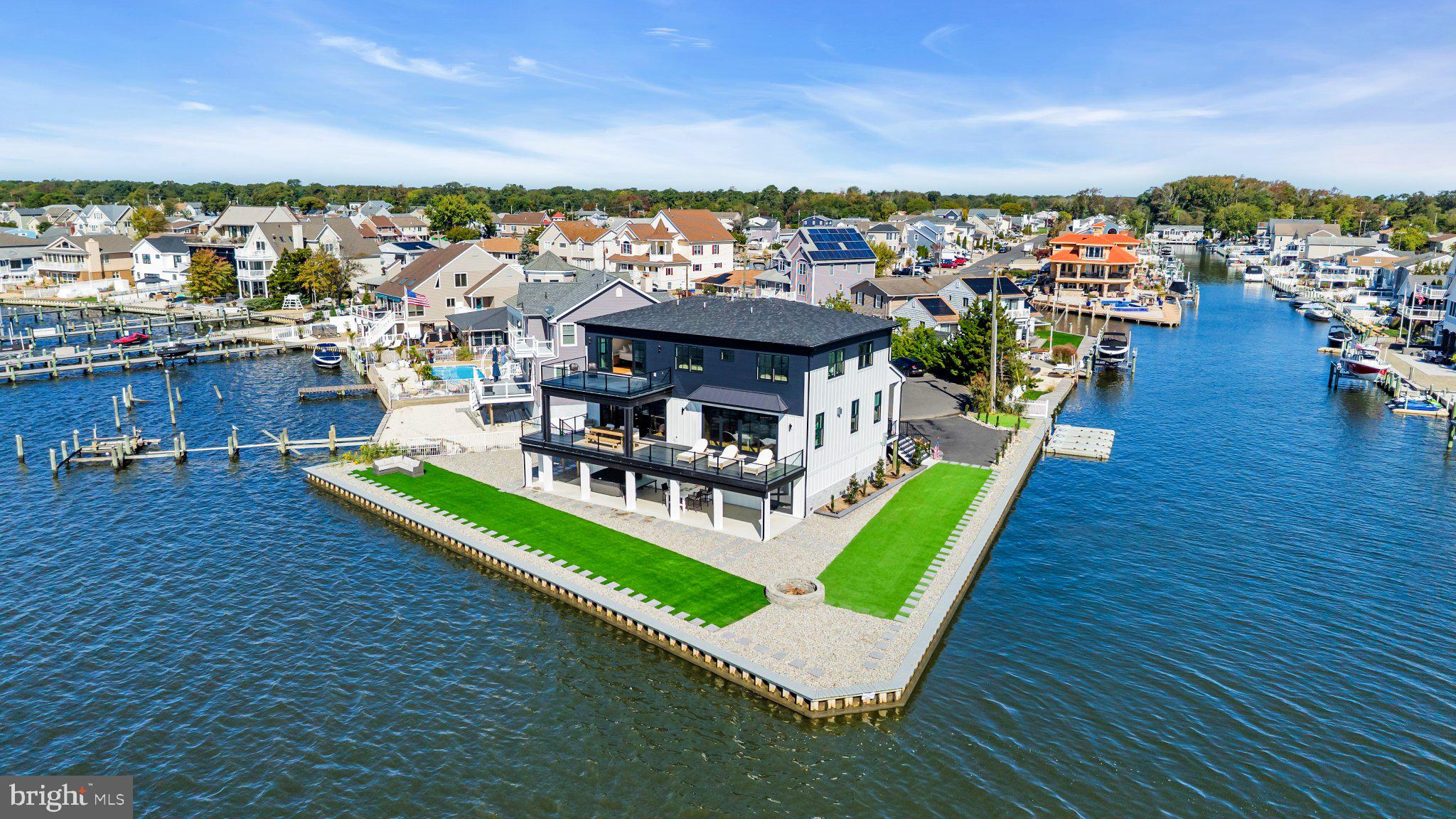 247 BAY DRIVE