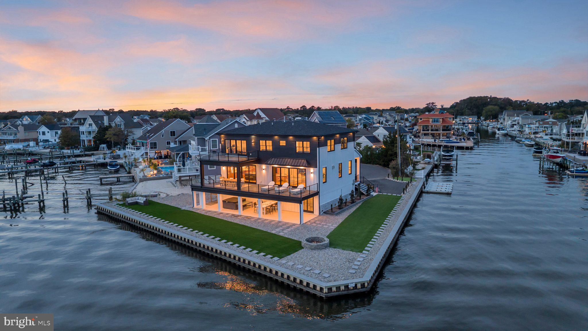 247 BAY DRIVE