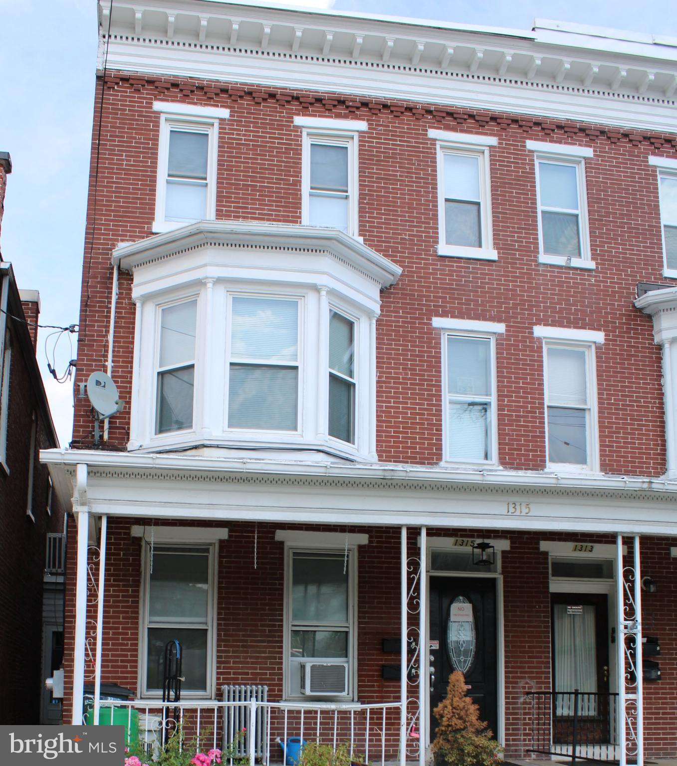 NORTH YORK BORO - Residential Lease