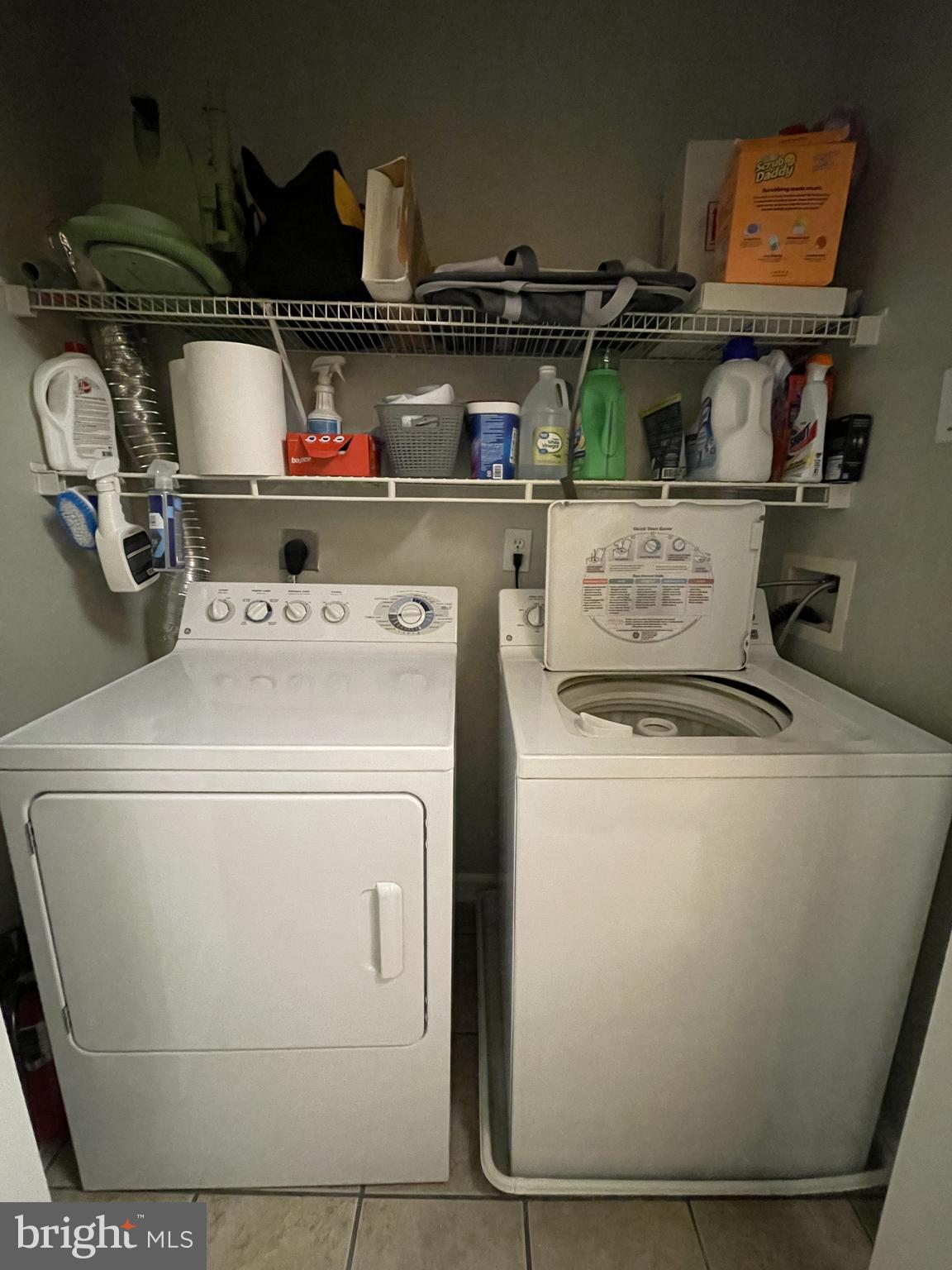 GATES OF FAIR LAKES - Residential Lease