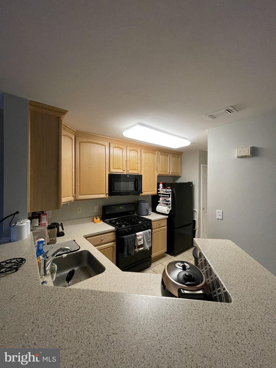 GATES OF FAIR LAKES - Residential Lease