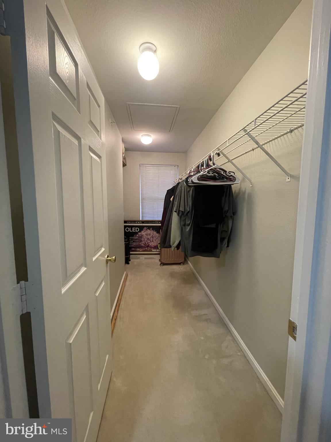 GATES OF FAIR LAKES - Residential Lease