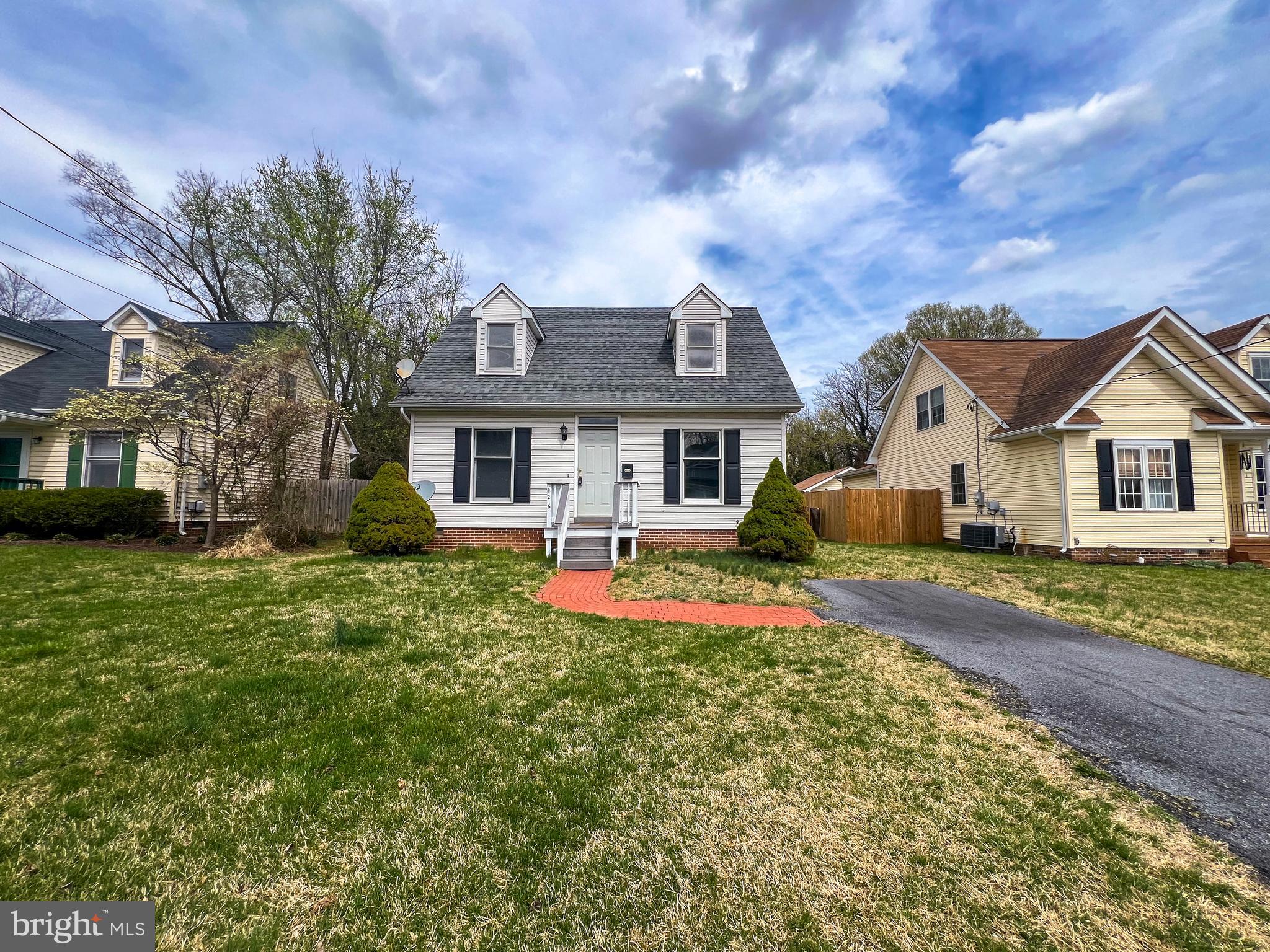 TOWN OF BERRYVILLE - Residential Lease