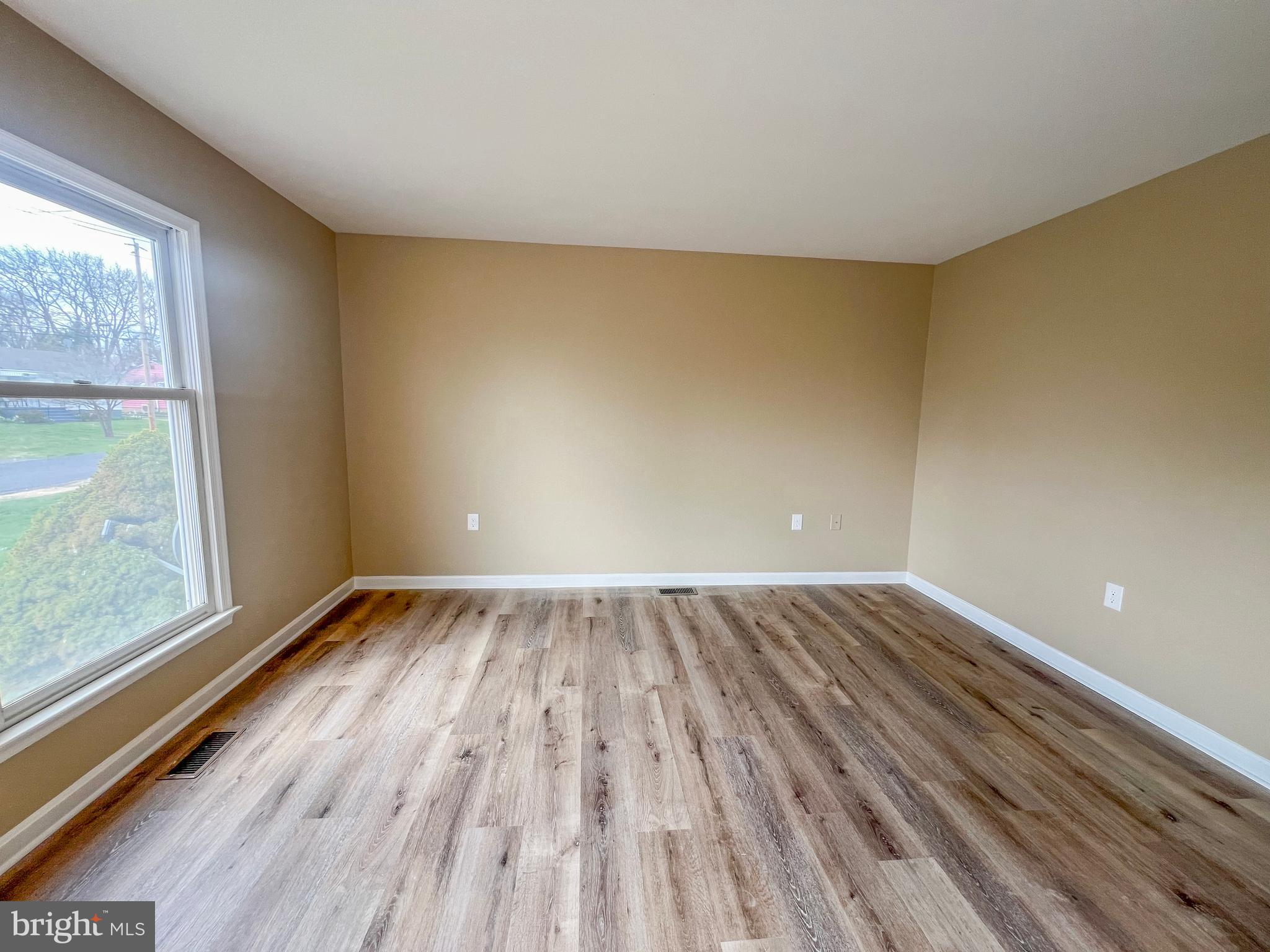 TOWN OF BERRYVILLE - Residential Lease