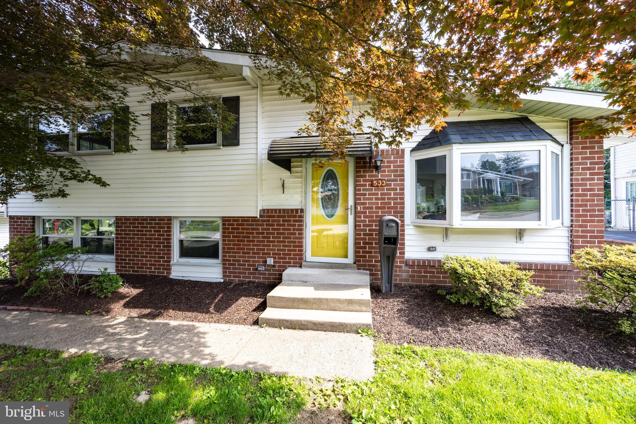 LAWRENCE PARK - Residential