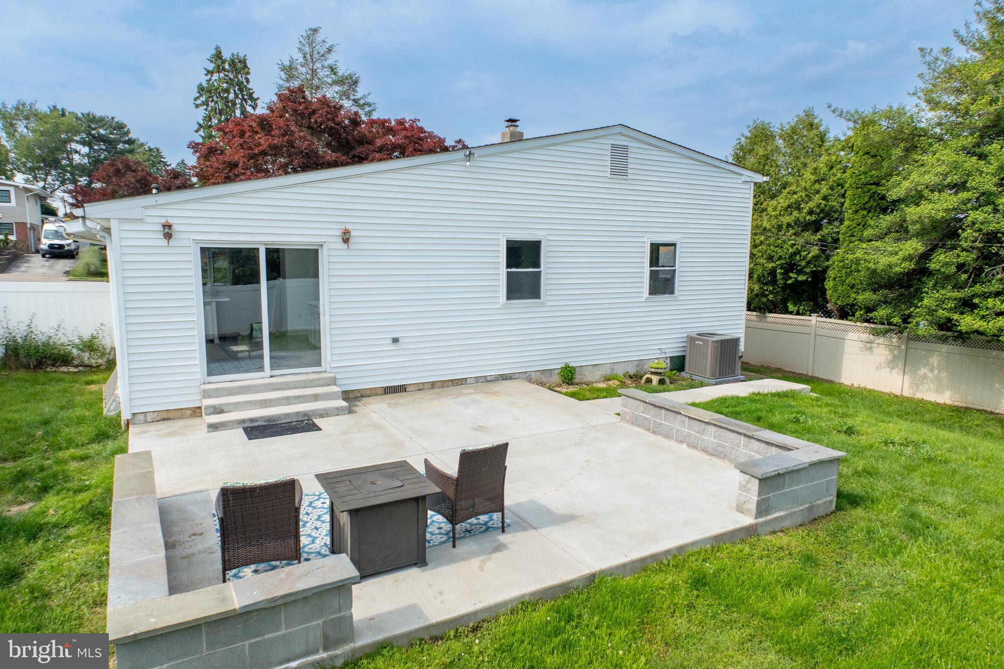 LAWRENCE PARK - Residential