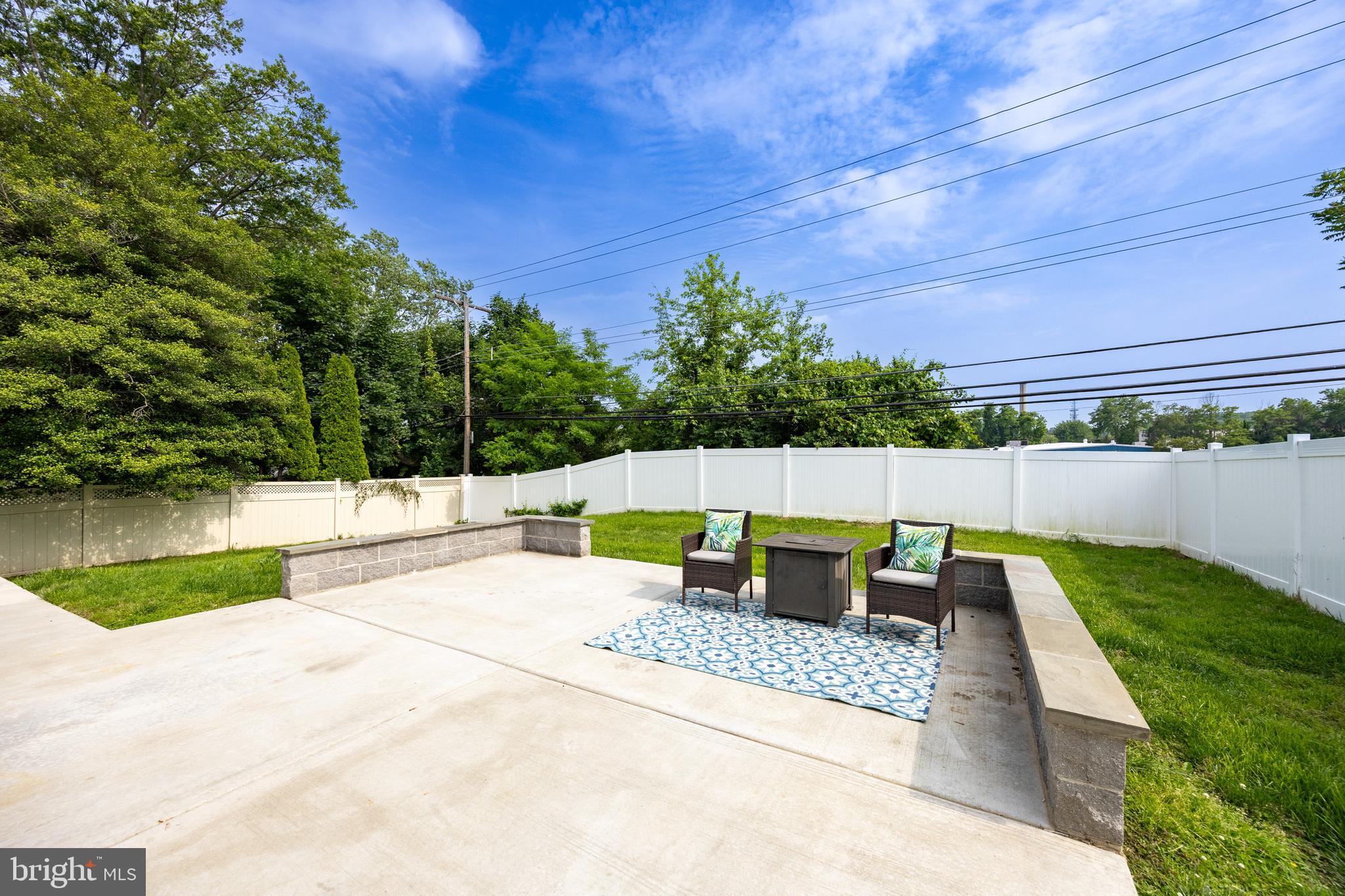 LAWRENCE PARK - Residential