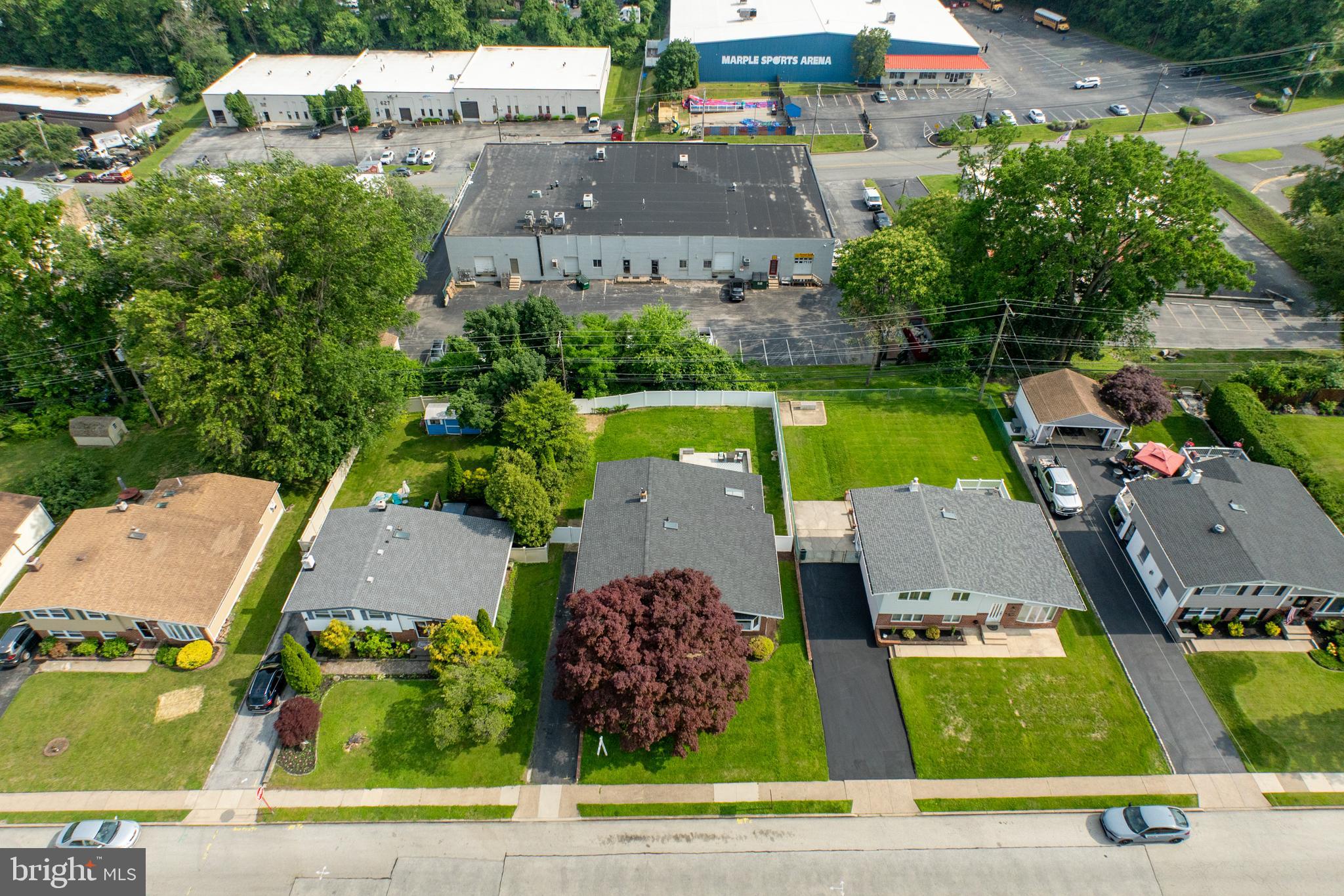 LAWRENCE PARK - Residential