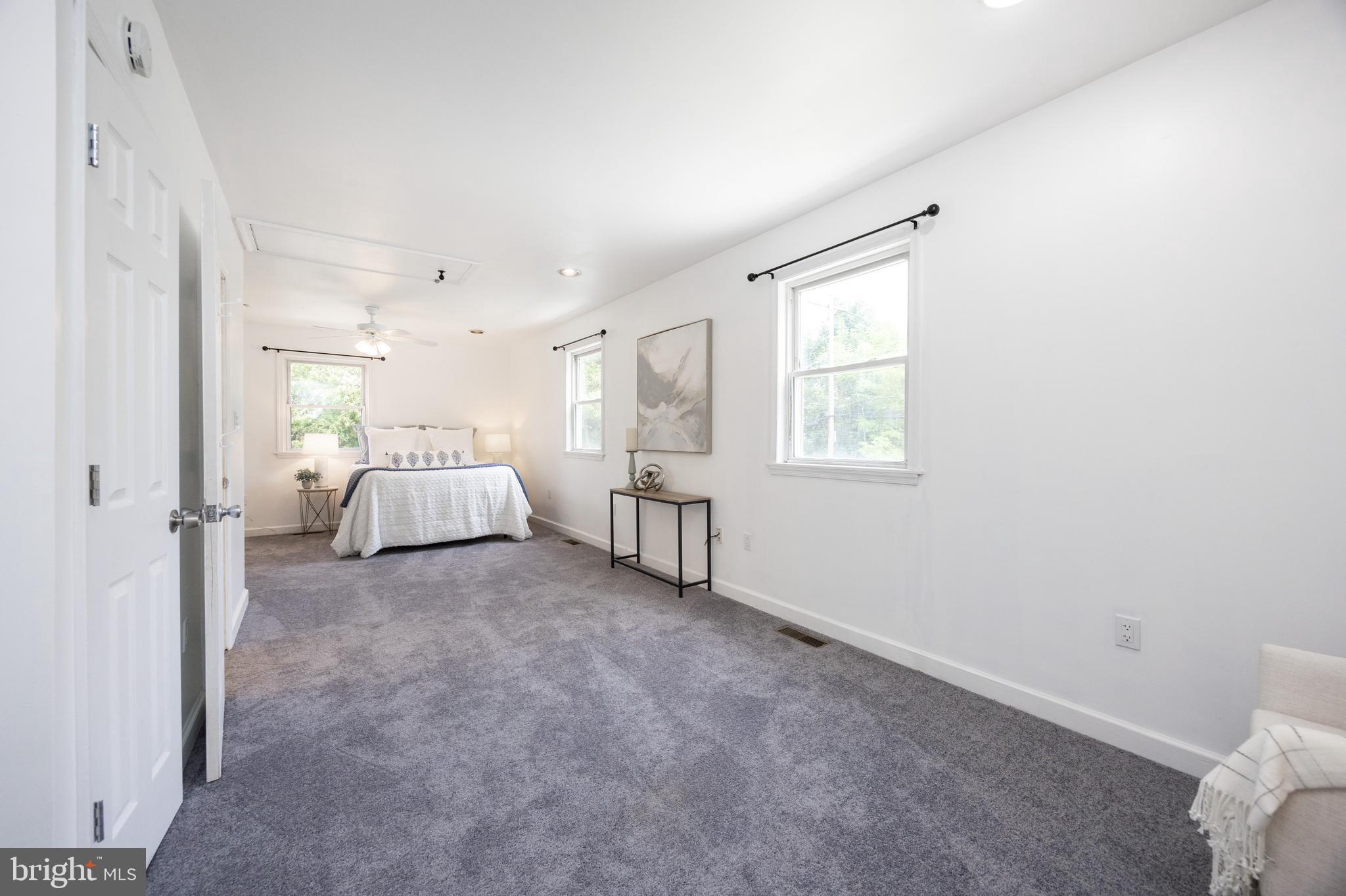 LAWRENCE PARK - Residential