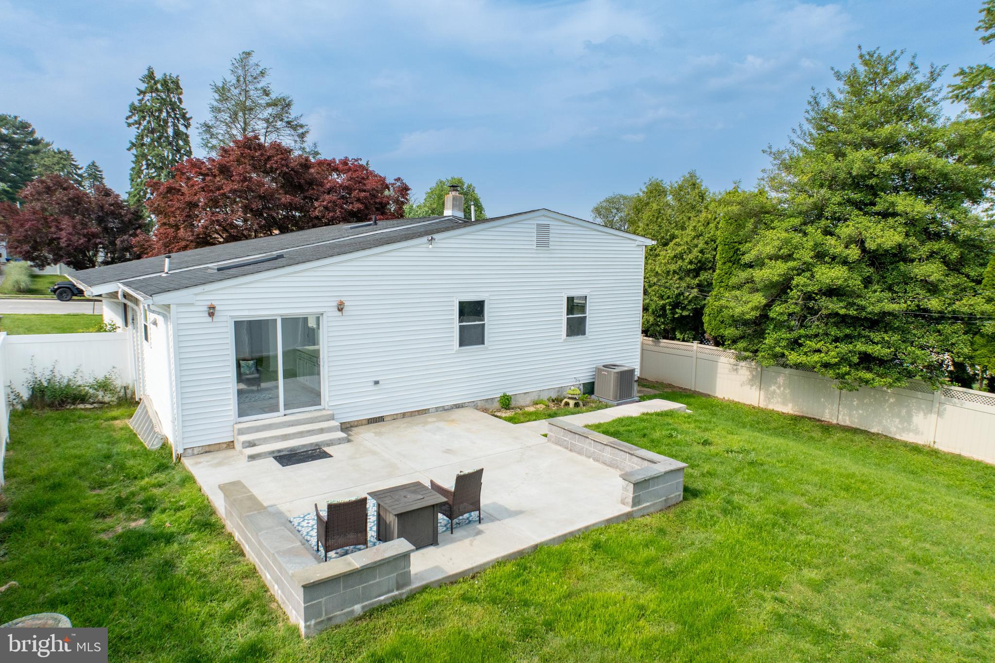 LAWRENCE PARK - Residential