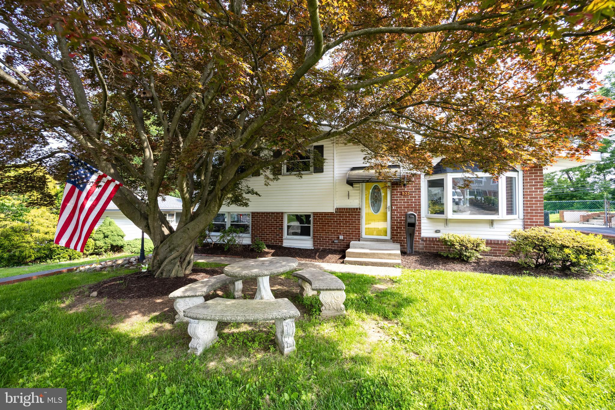 LAWRENCE PARK - Residential