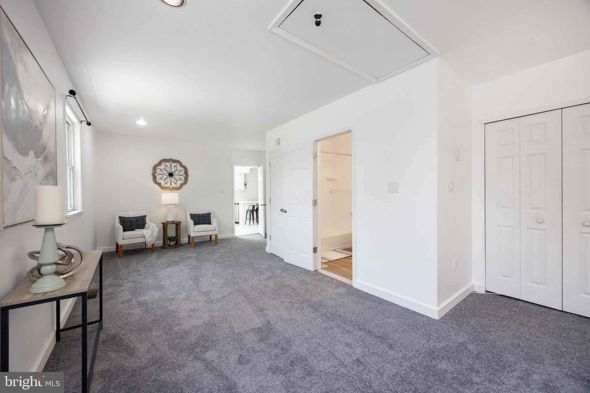 LAWRENCE PARK - Residential