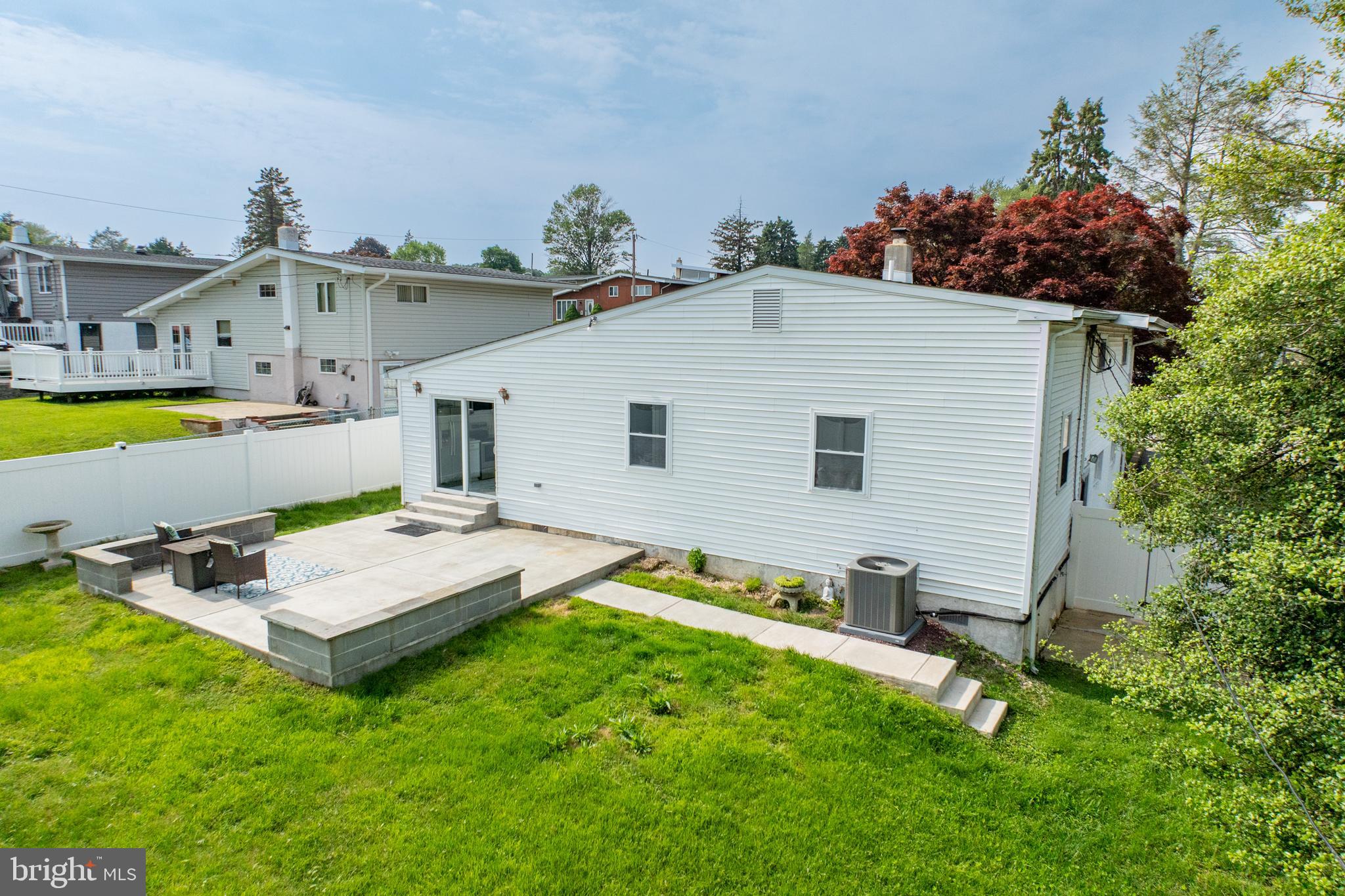 LAWRENCE PARK - Residential