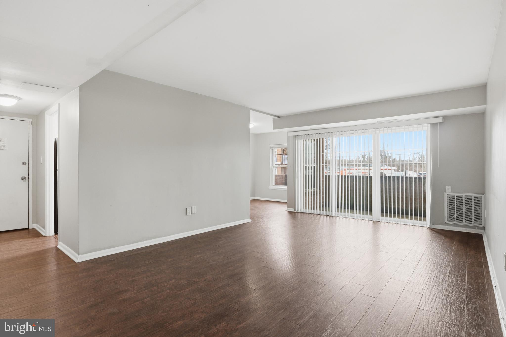 MARLOW TOWERS - Residential Lease