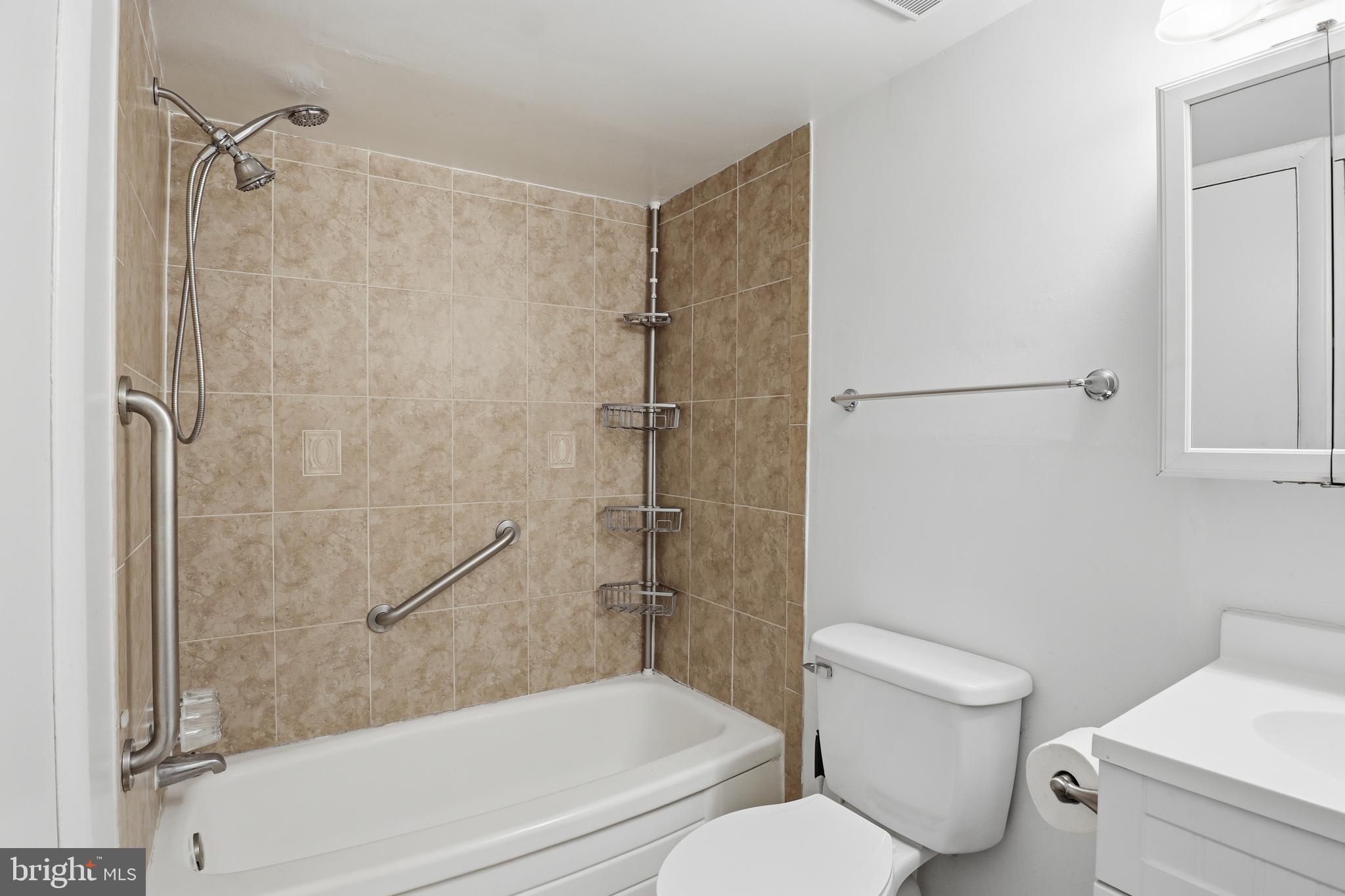 MARLOW TOWERS - Residential Lease