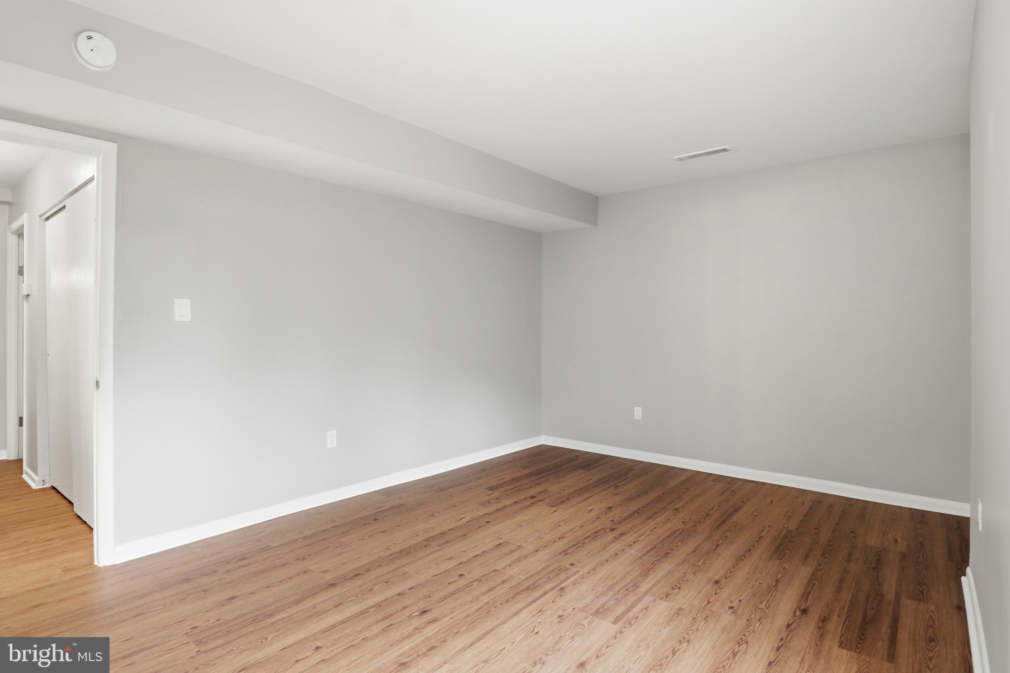 MARLOW TOWERS - Residential Lease