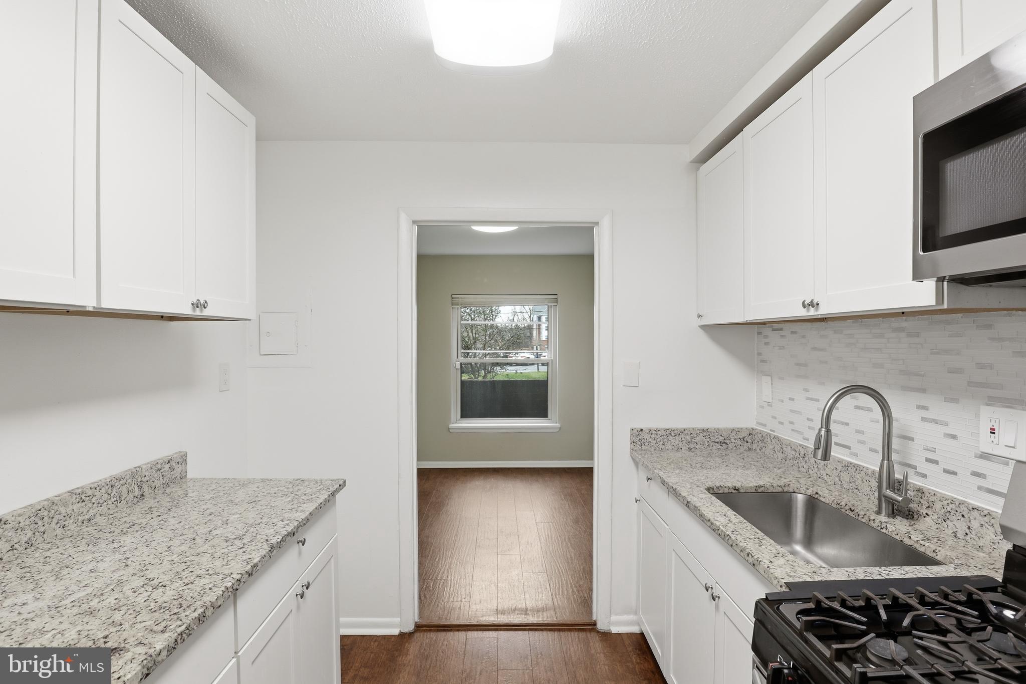 MARLOW TOWERS - Residential Lease