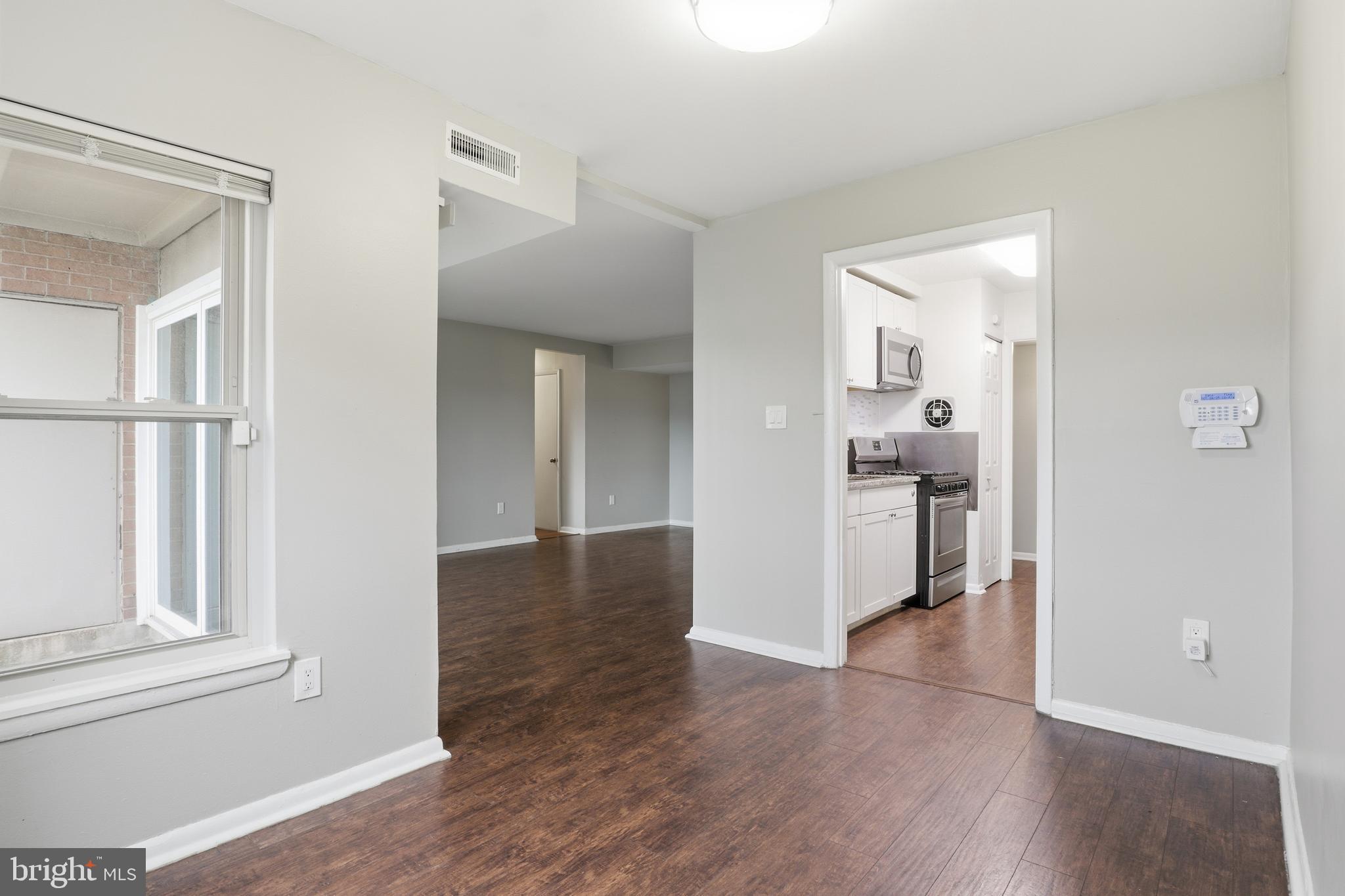 MARLOW TOWERS - Residential Lease