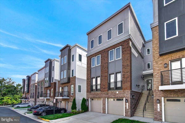 1368 RAIL STOP DR, WOODBRIDGE, VA 22191 - Image 4f97c532b68f9ce7bd1ba109eea46f9d/2132490004