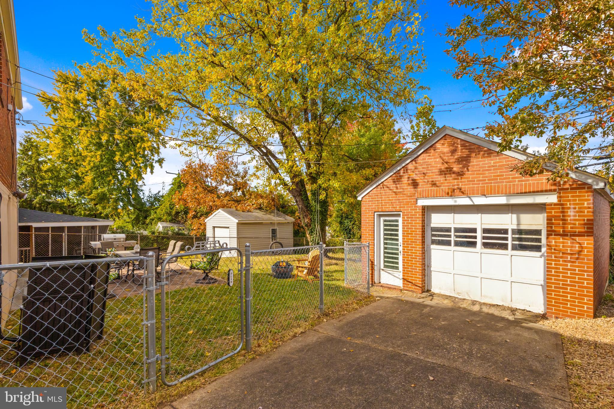 KENWOOD - Residential