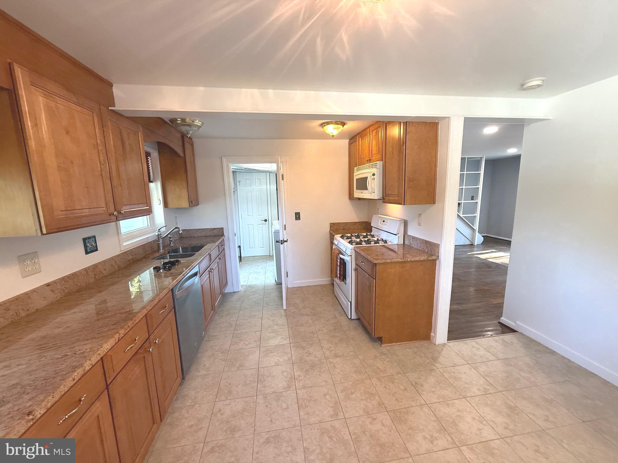 ARDMORE - Residential Lease