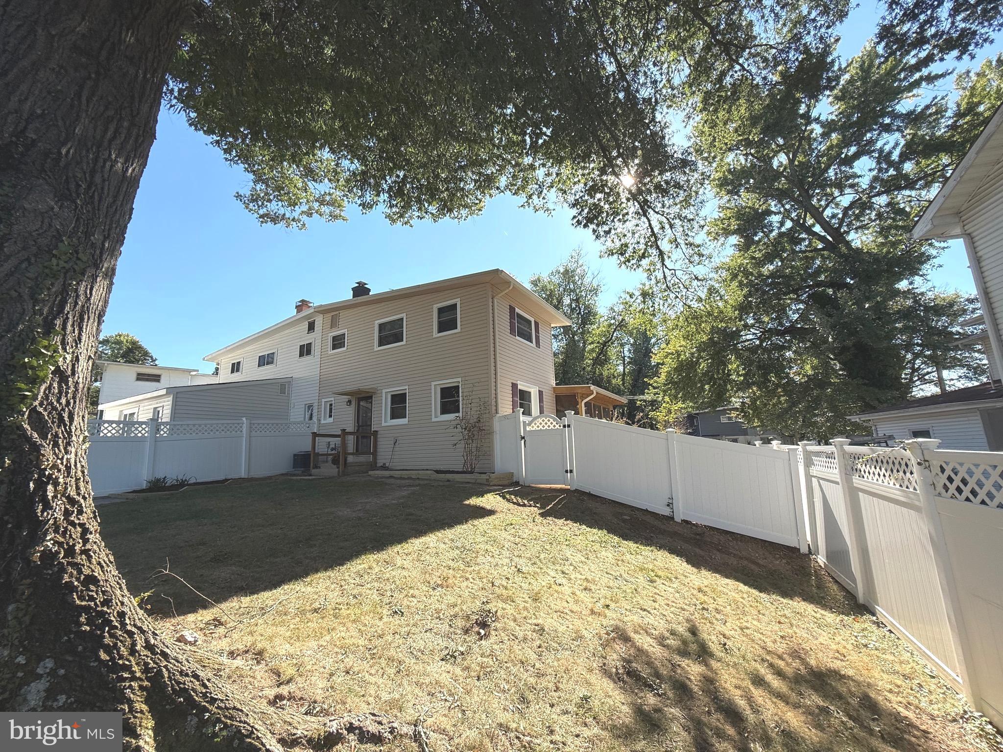 ARDMORE - Residential Lease