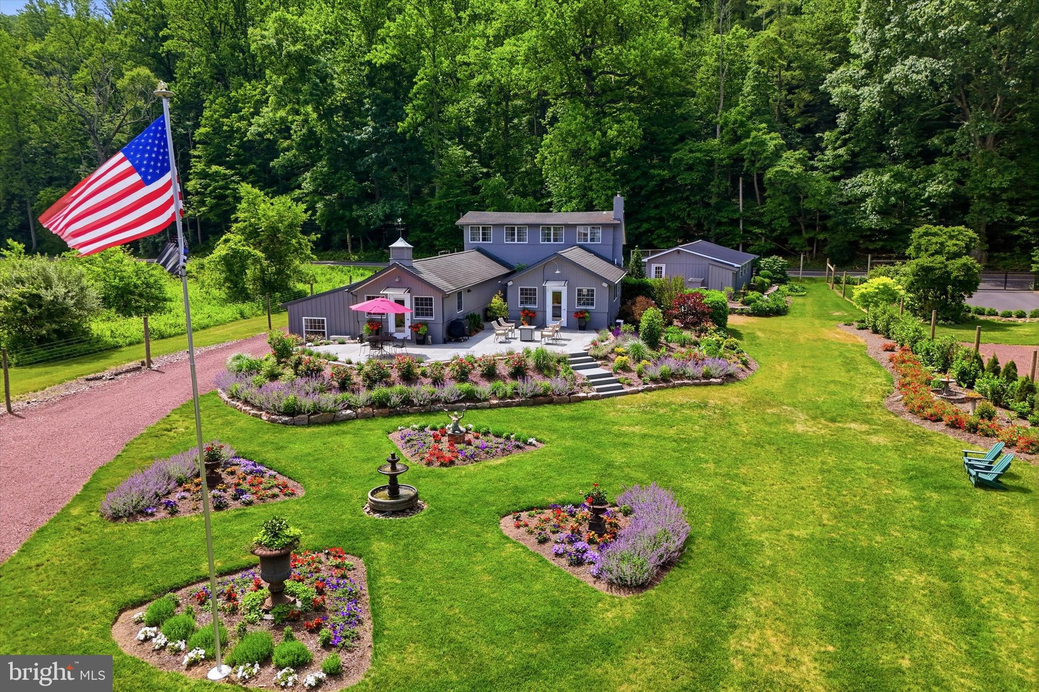 1935 RIVER ROAD