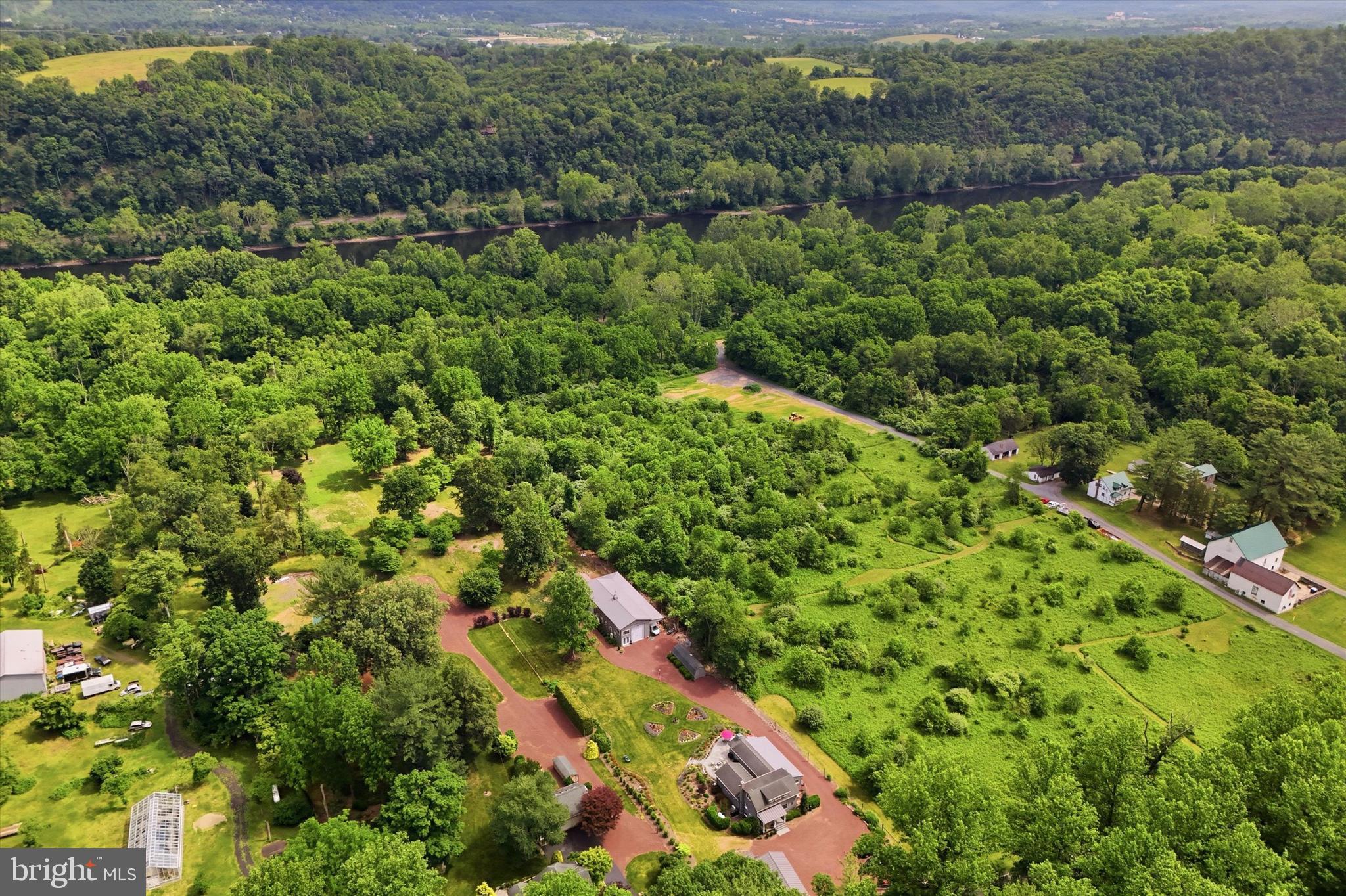 1935 RIVER ROAD