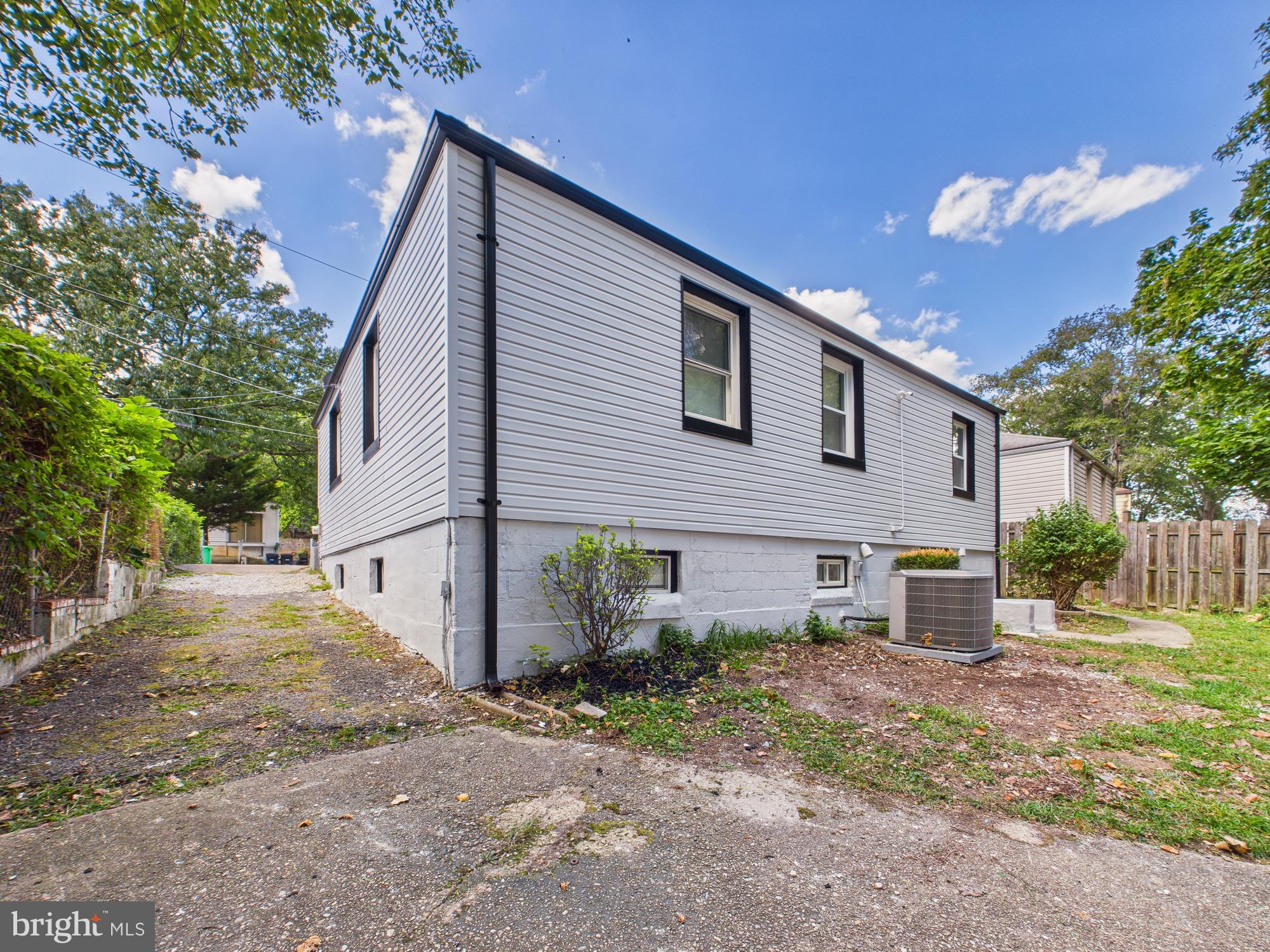 CHAPEL OAKS - Residential