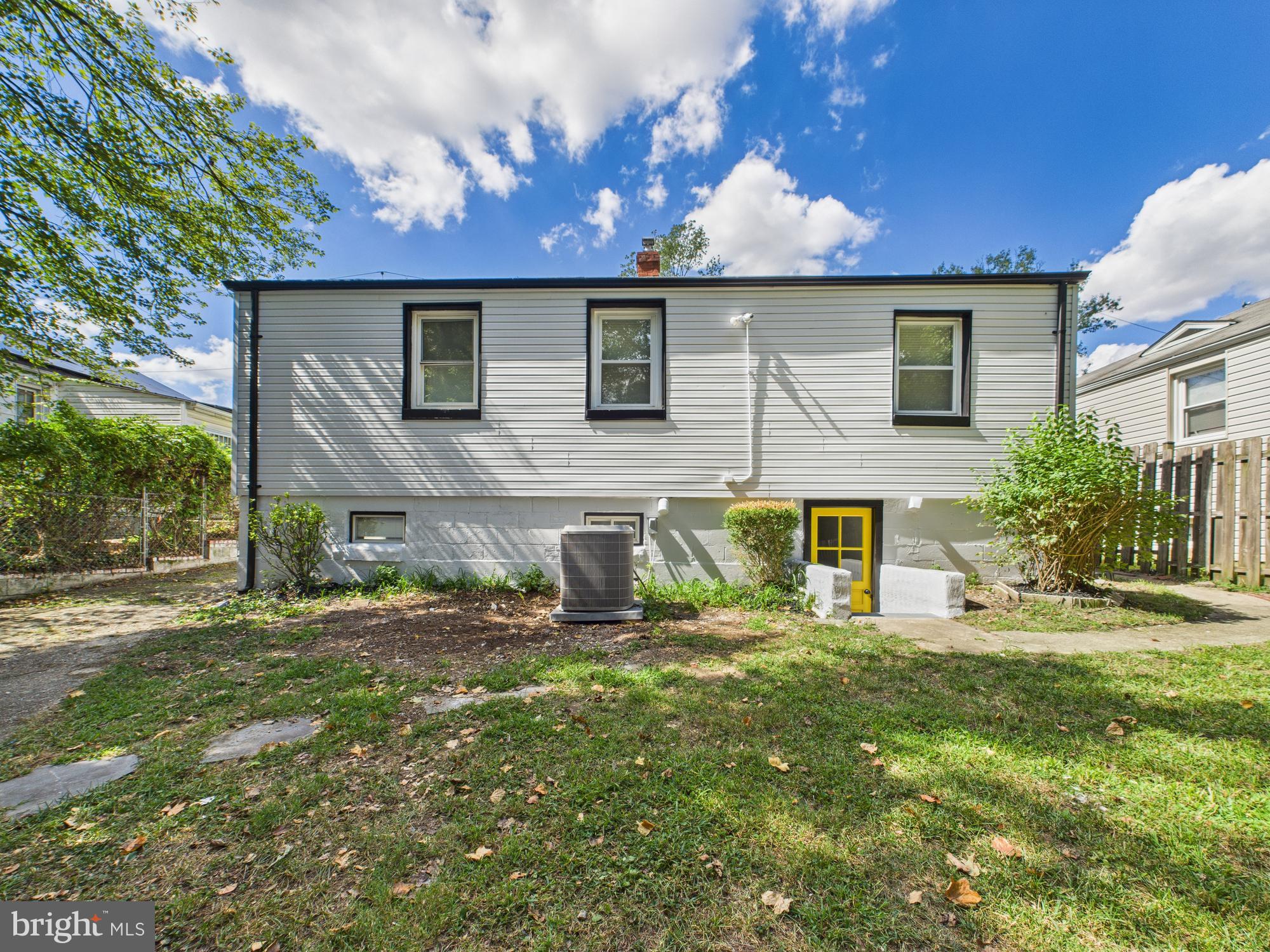 CHAPEL OAKS - Residential