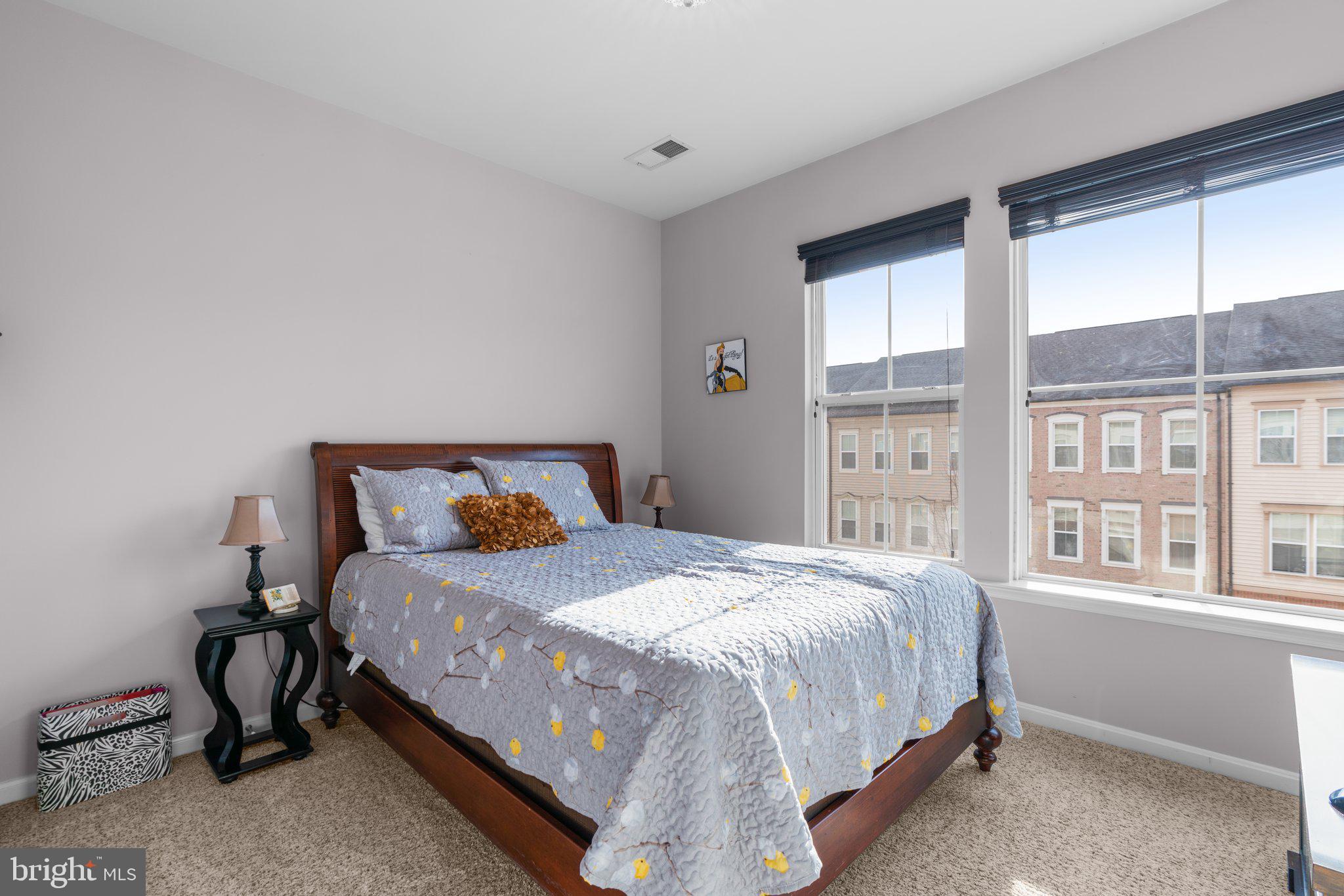 EMERSON - Residential