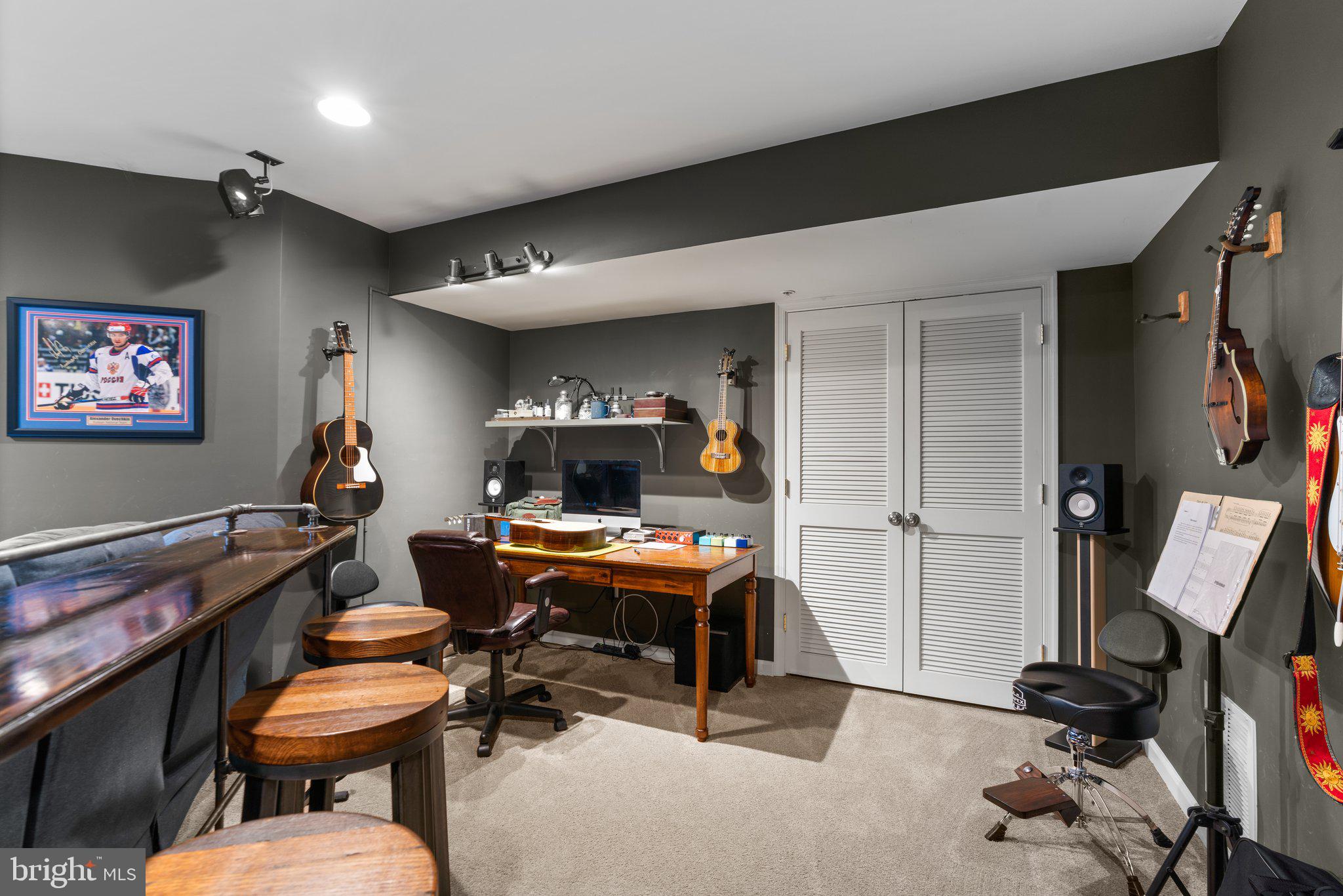 EMERSON - Residential