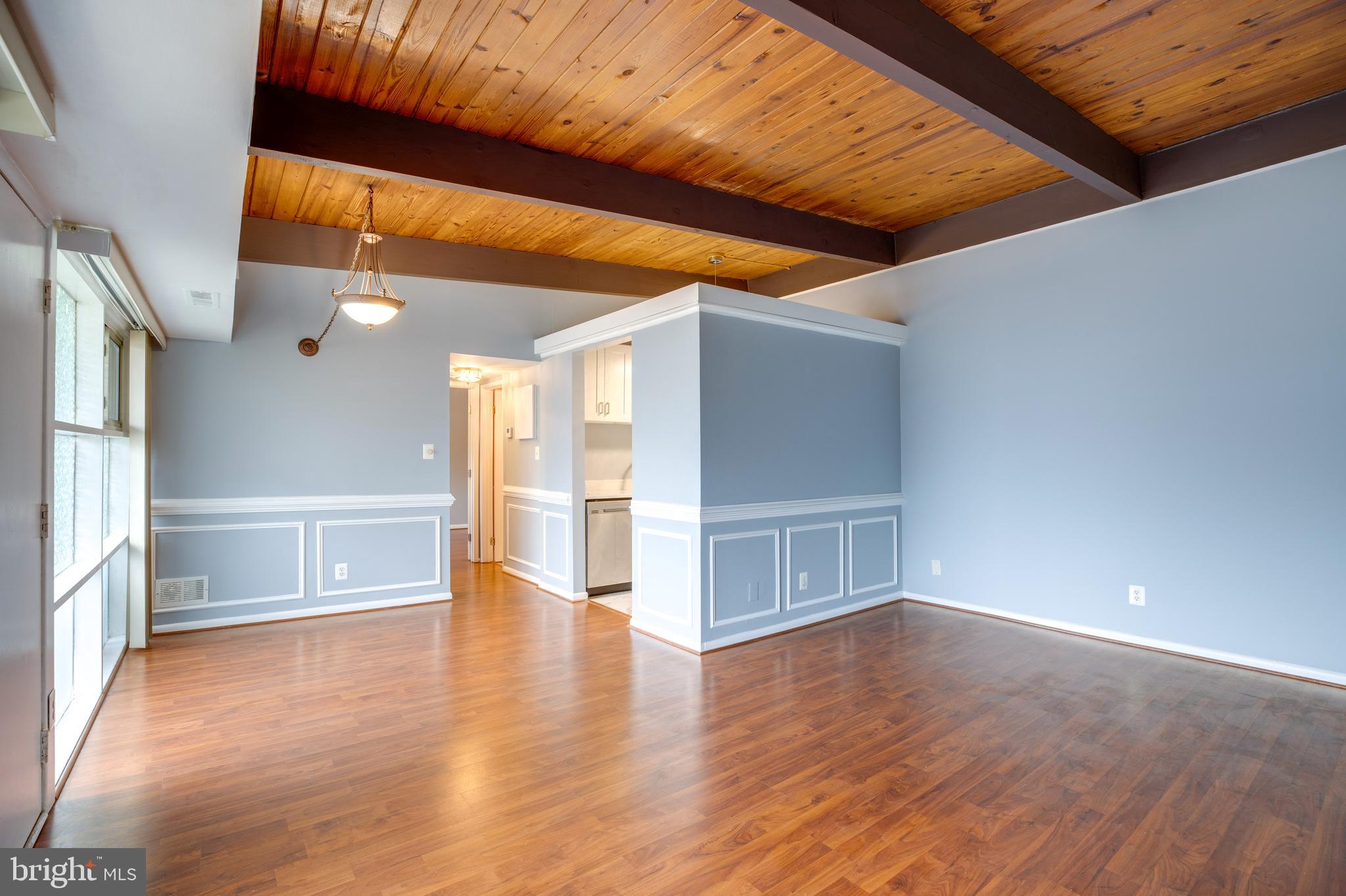 4379 AMERICANA DRIVE 201