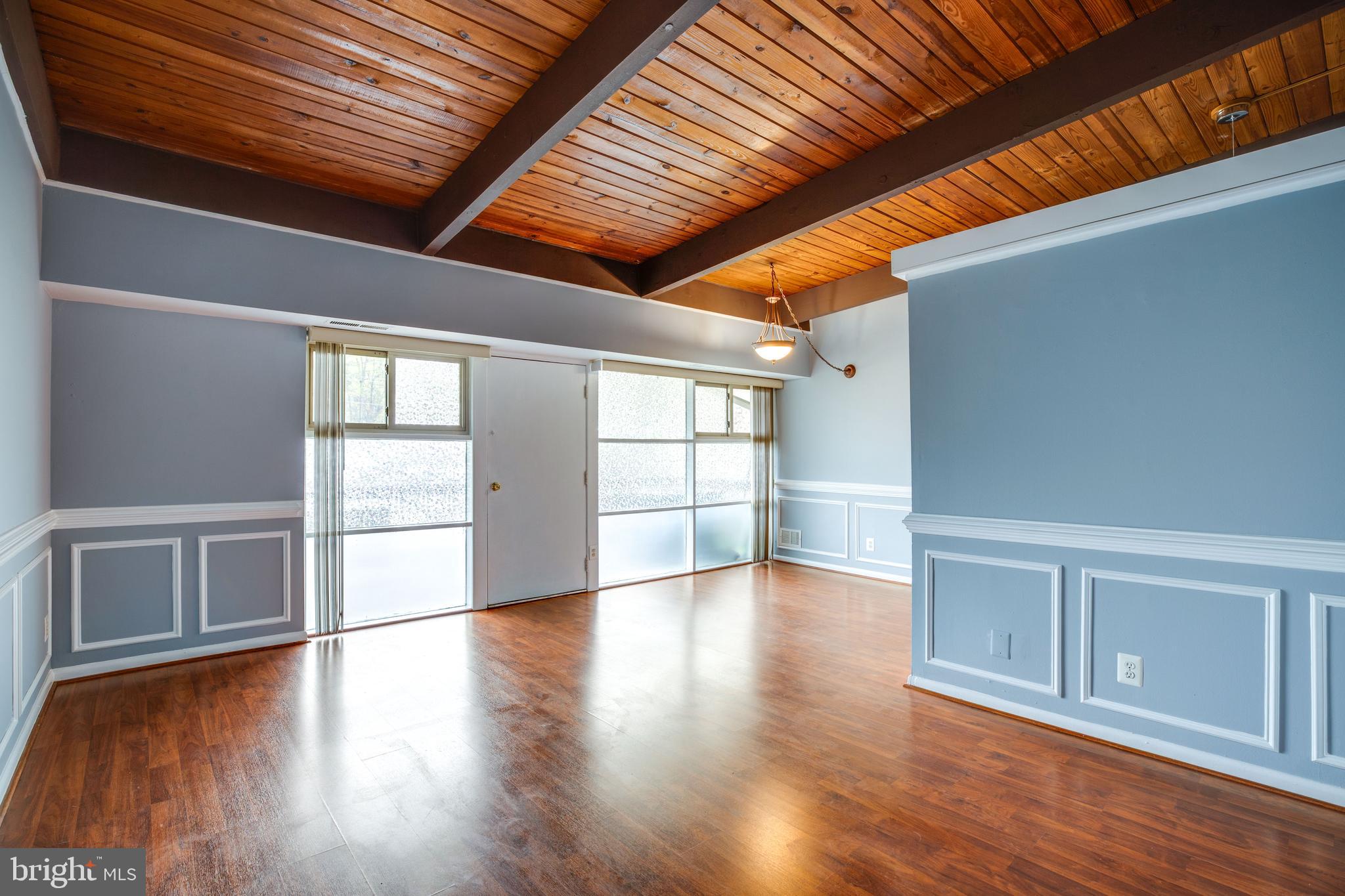 4379 AMERICANA DRIVE 201