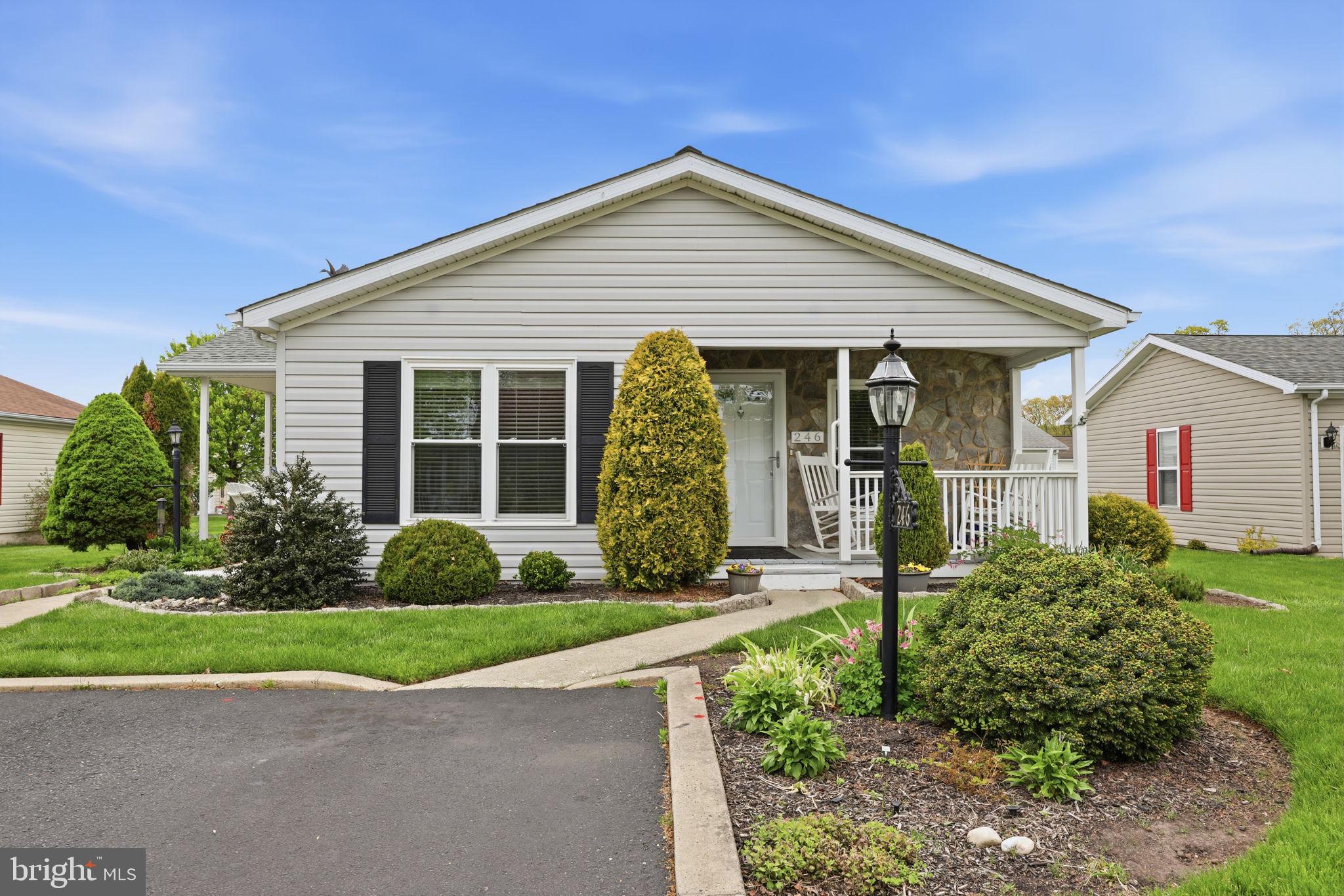 BUCKINGHAM SPRINGS - Residential