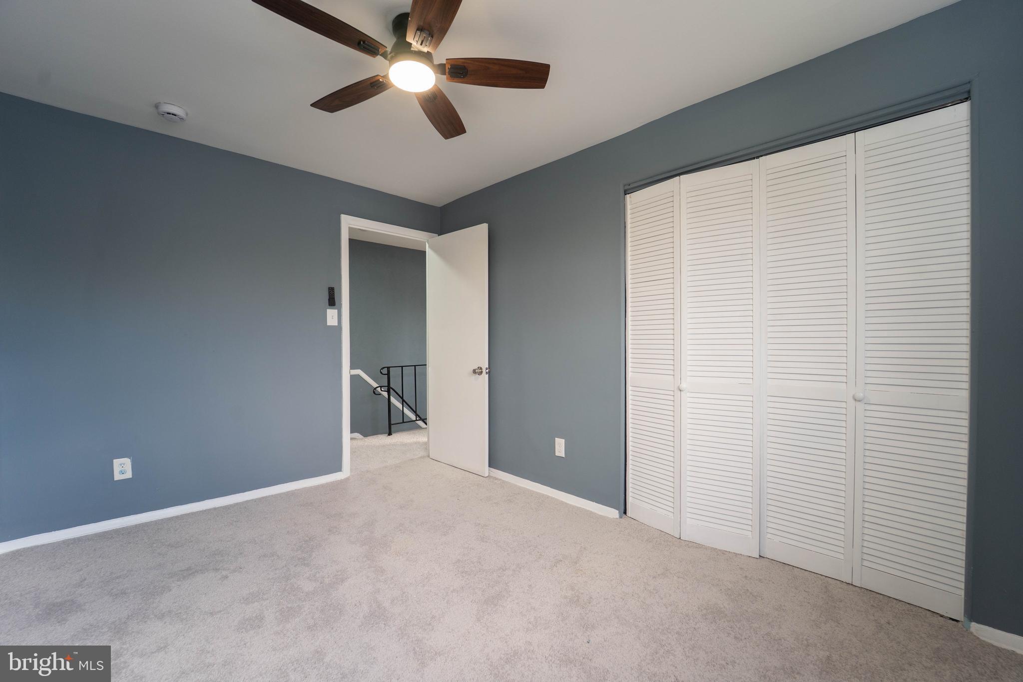 HOLLAND HILL - Residential