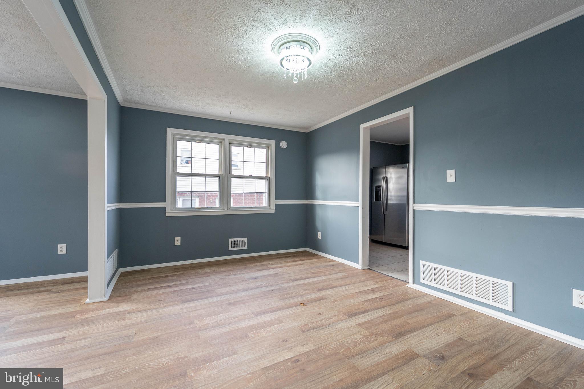 HOLLAND HILL - Residential