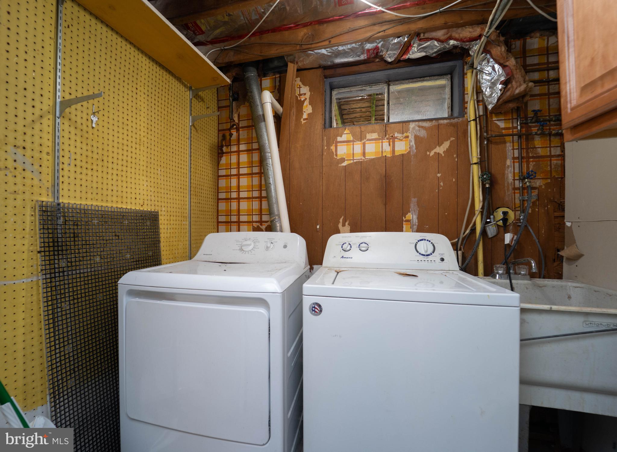 HOLLAND HILL - Residential