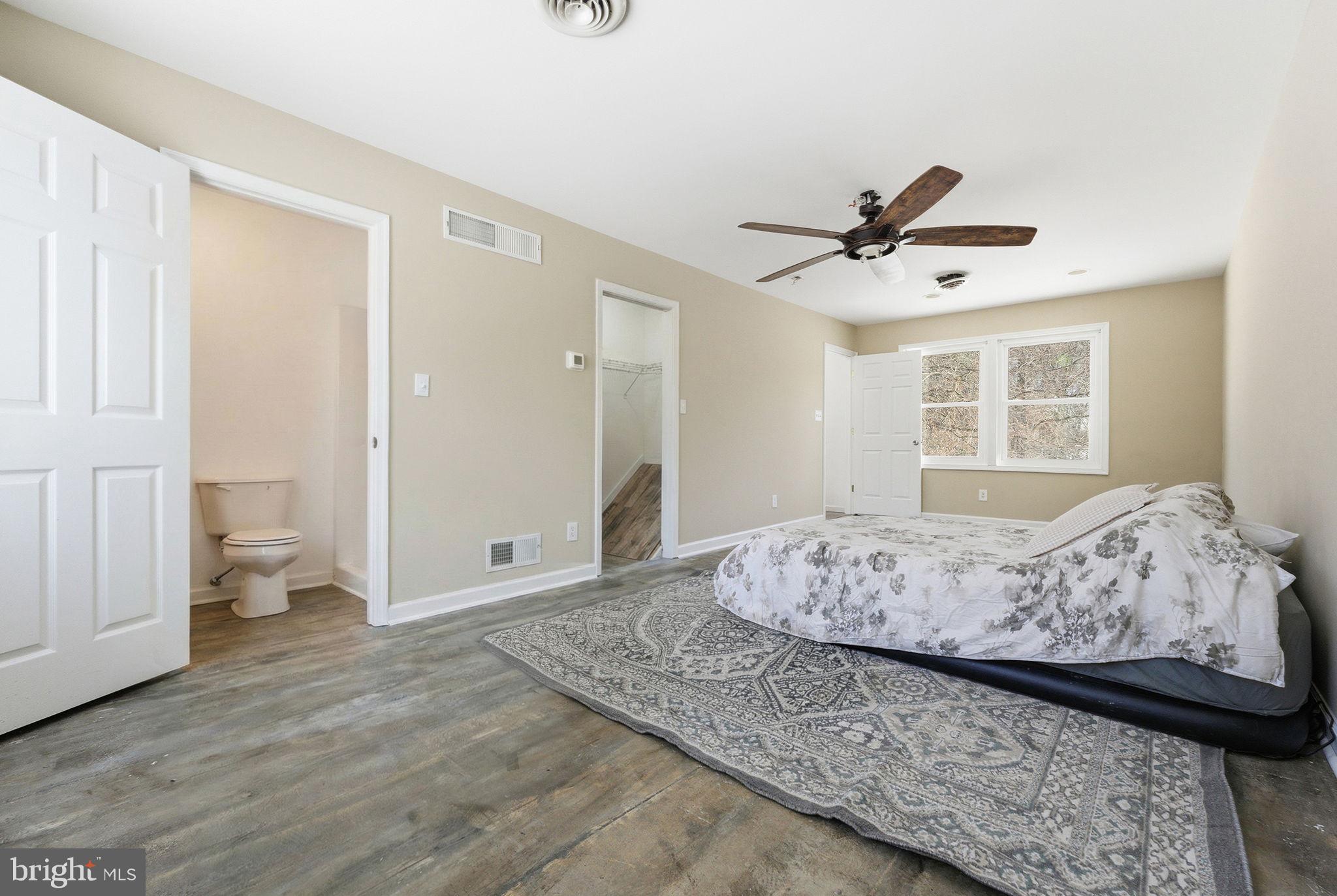 ROLLING MEADOWS - Residential