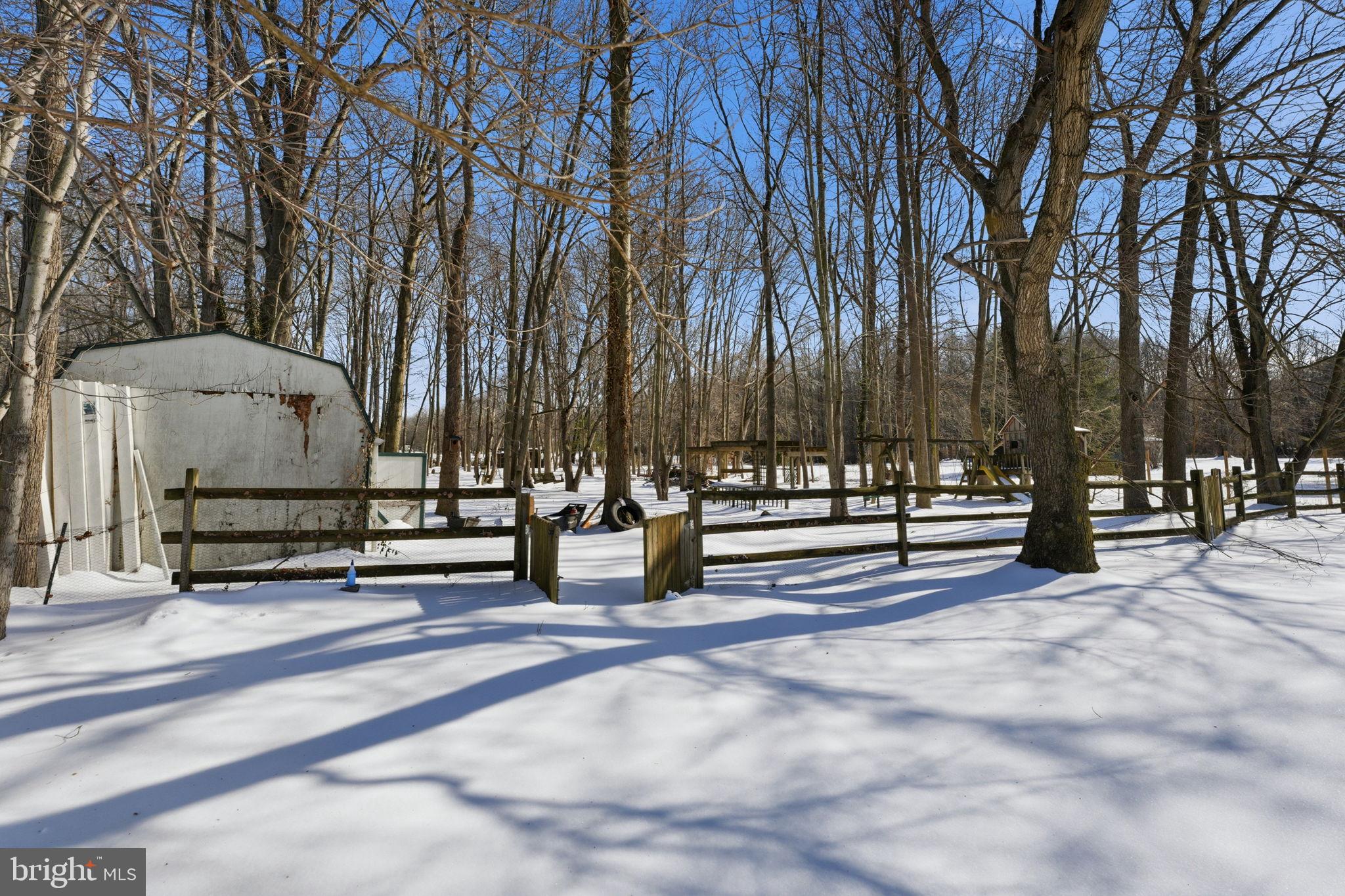 ROLLING MEADOWS - Residential