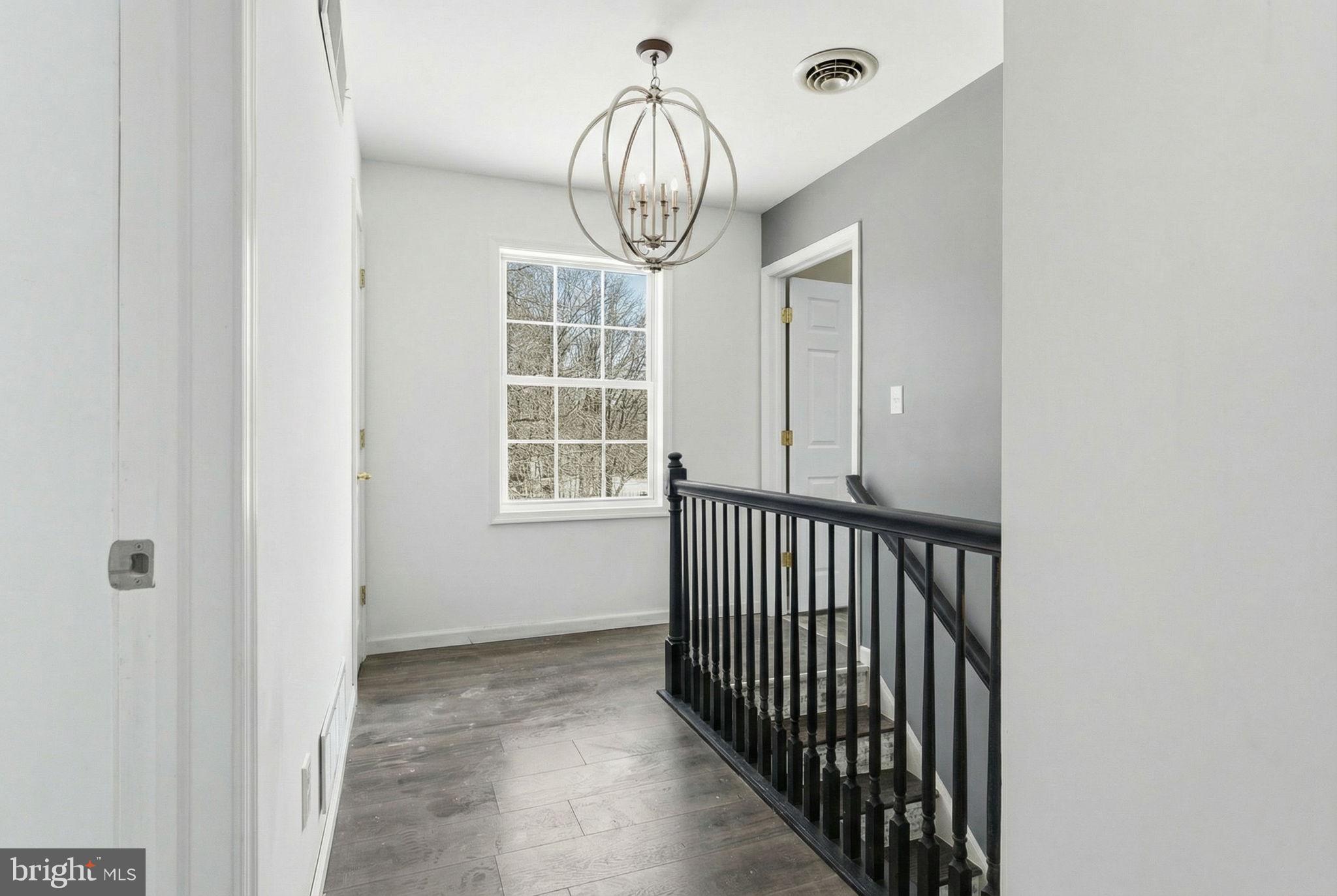 ROLLING MEADOWS - Residential